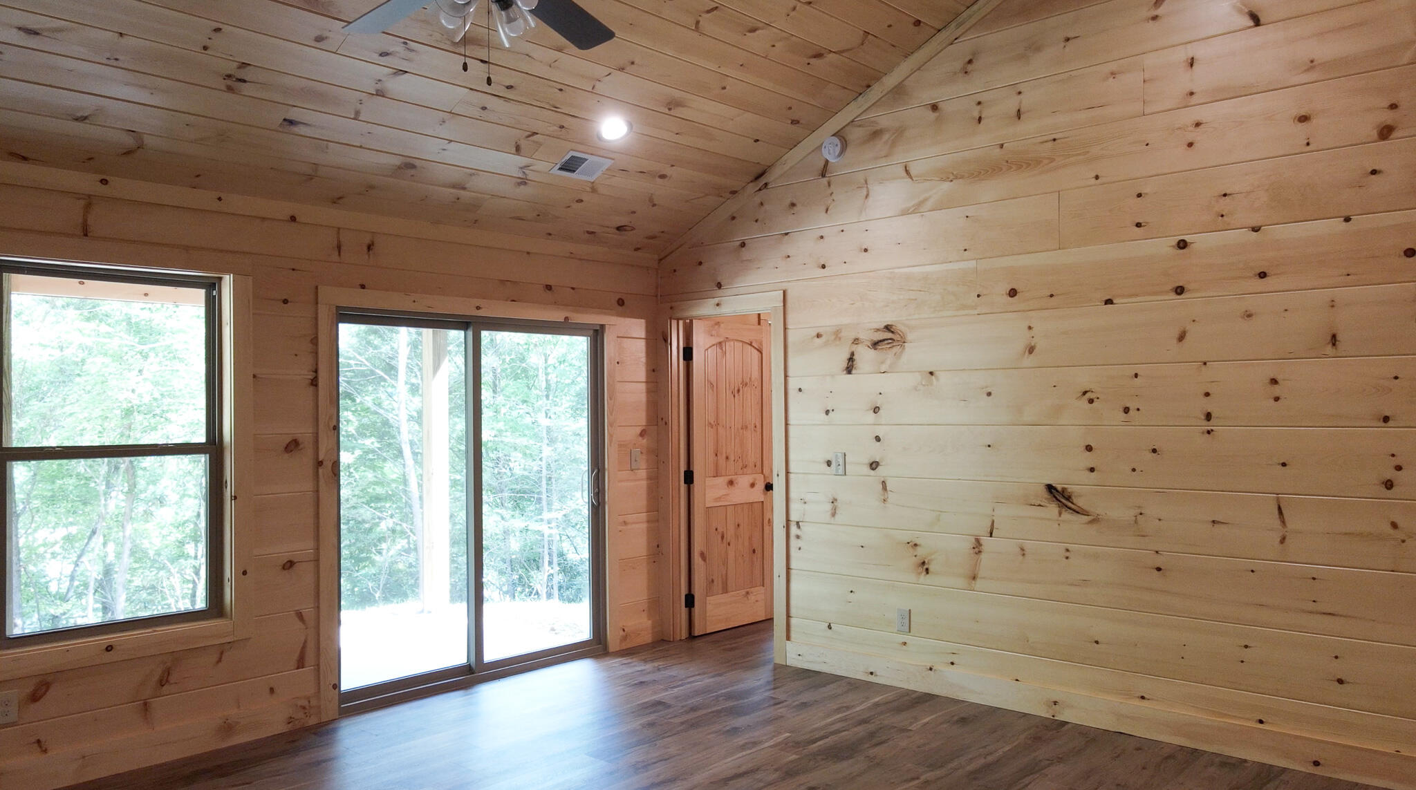 4913 Cote Way Cosby TN 37722