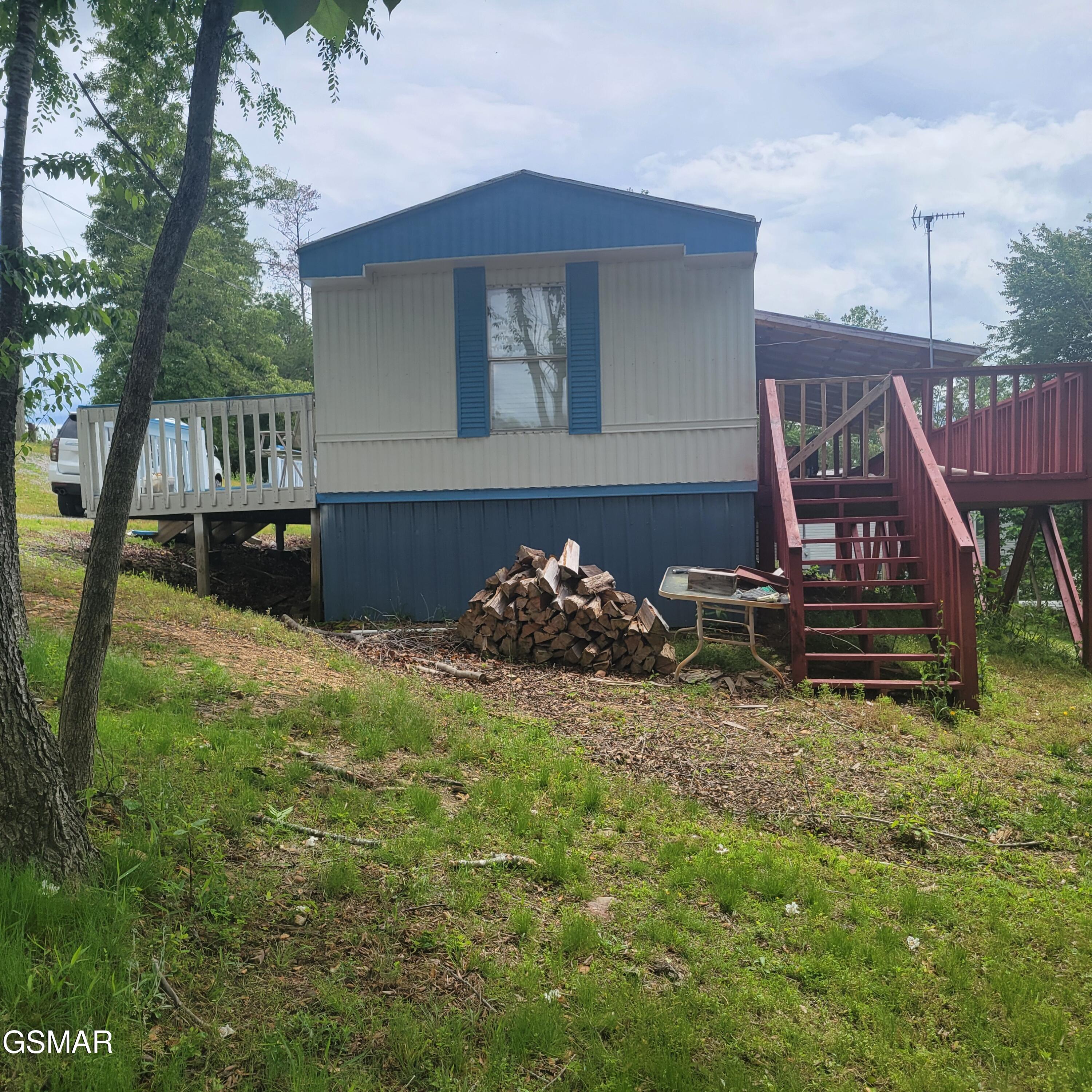 1618 Omaha Trail Dandridge TN 37725