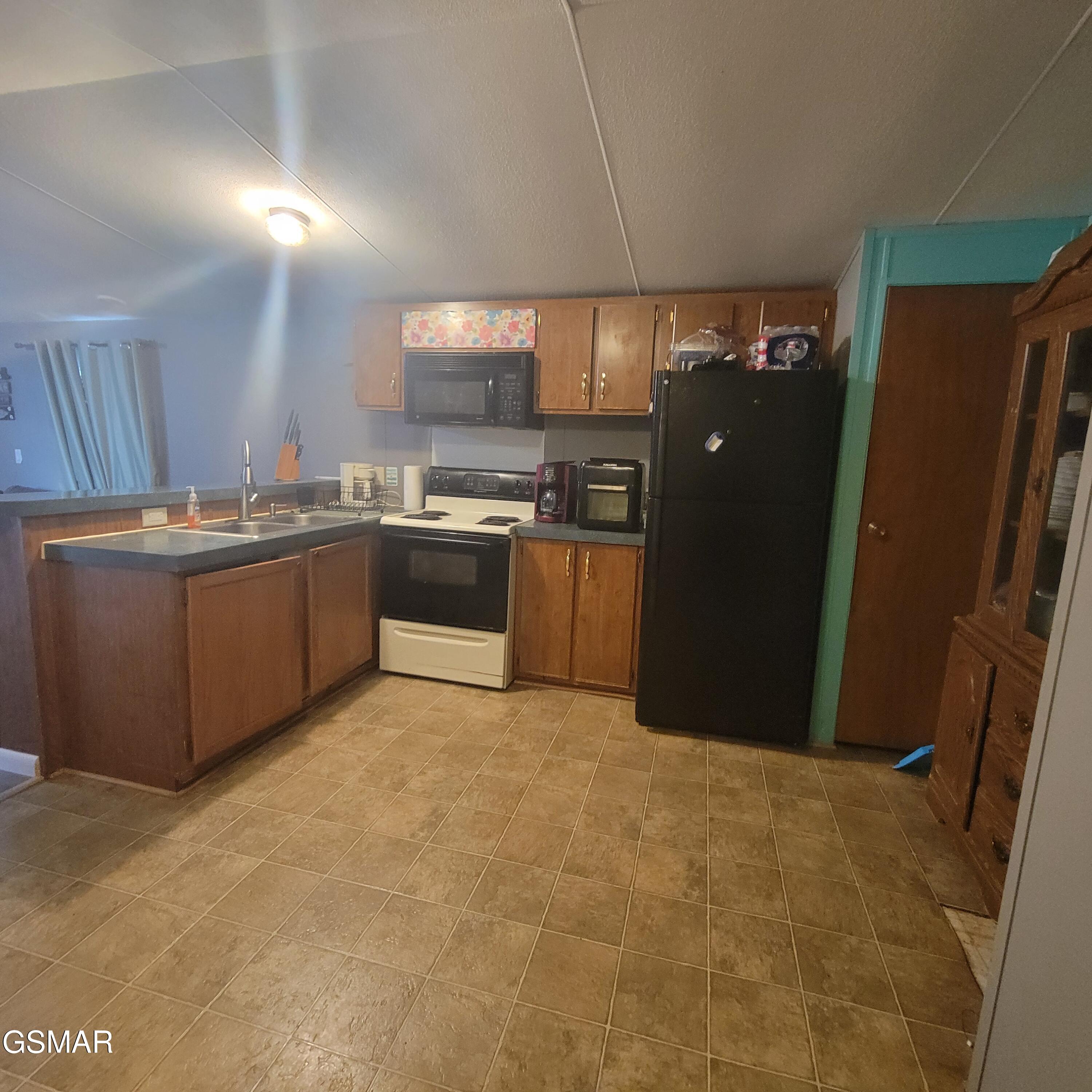 1618 Omaha Trail Dandridge TN 37725