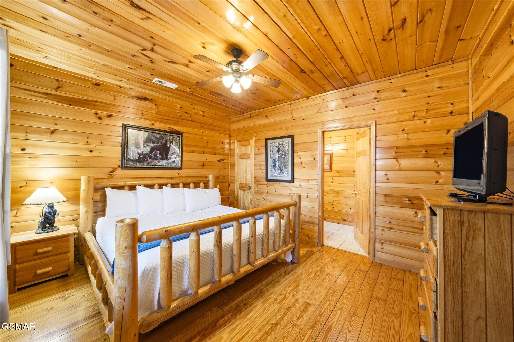 2022 Oakmont Drive Sevierville TN 37876