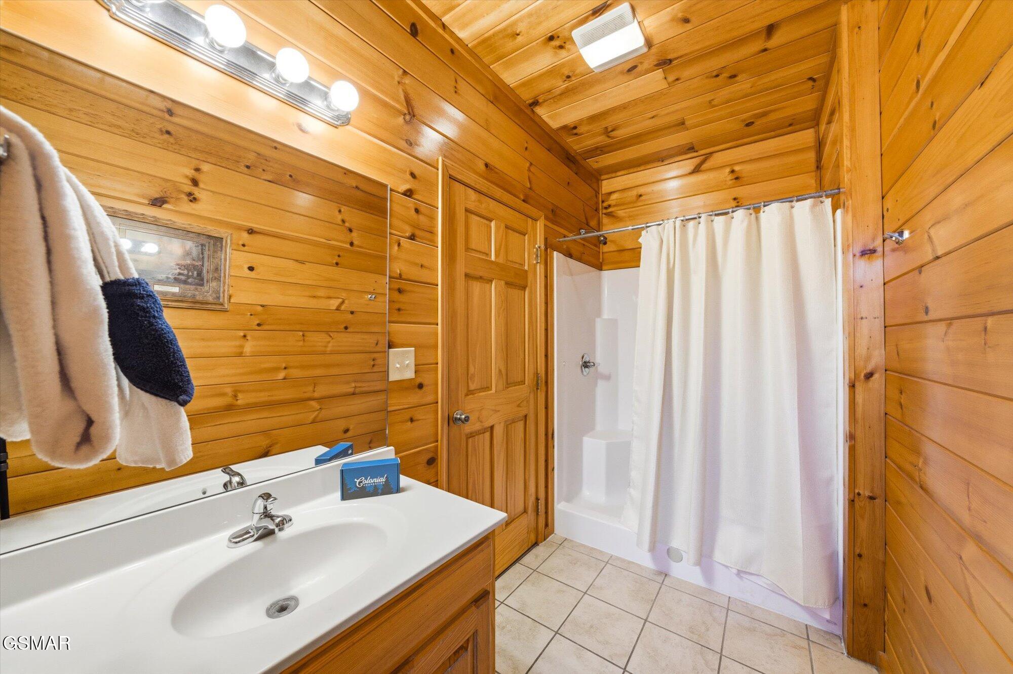 2022 Oakmont Drive Sevierville TN 37876