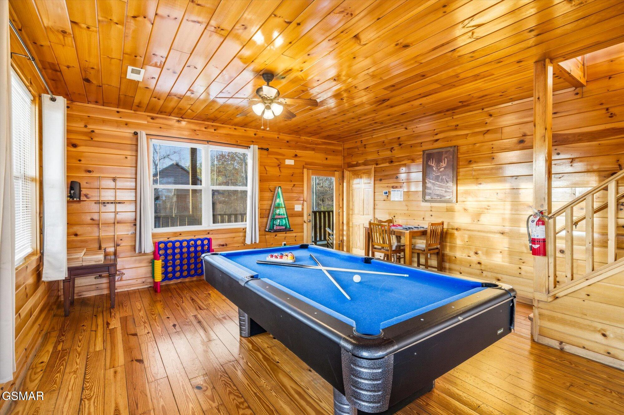 2022 Oakmont Drive Sevierville TN 37876