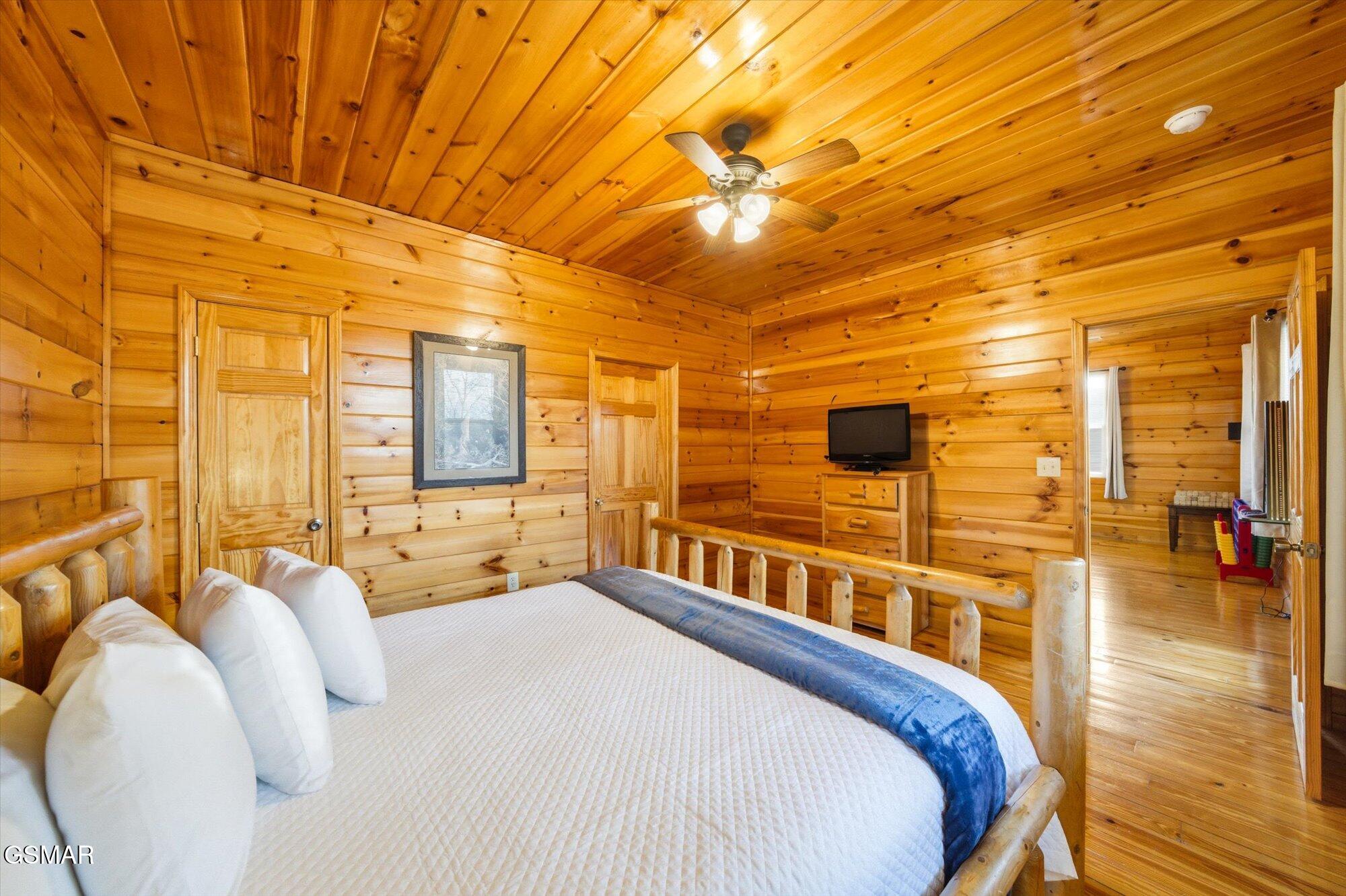 2022 Oakmont Drive Sevierville TN 37876