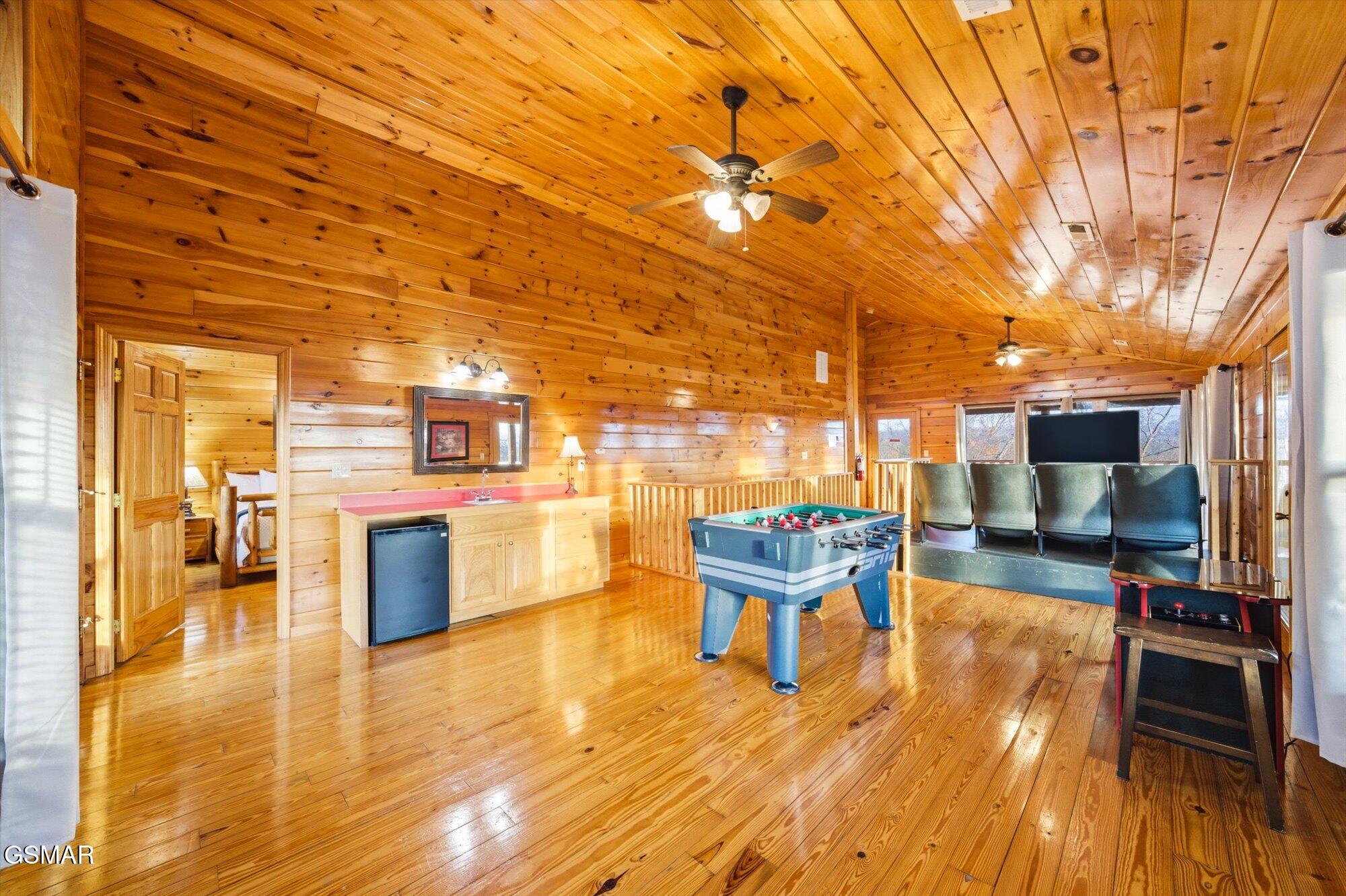 2022 Oakmont Drive Sevierville TN 37876