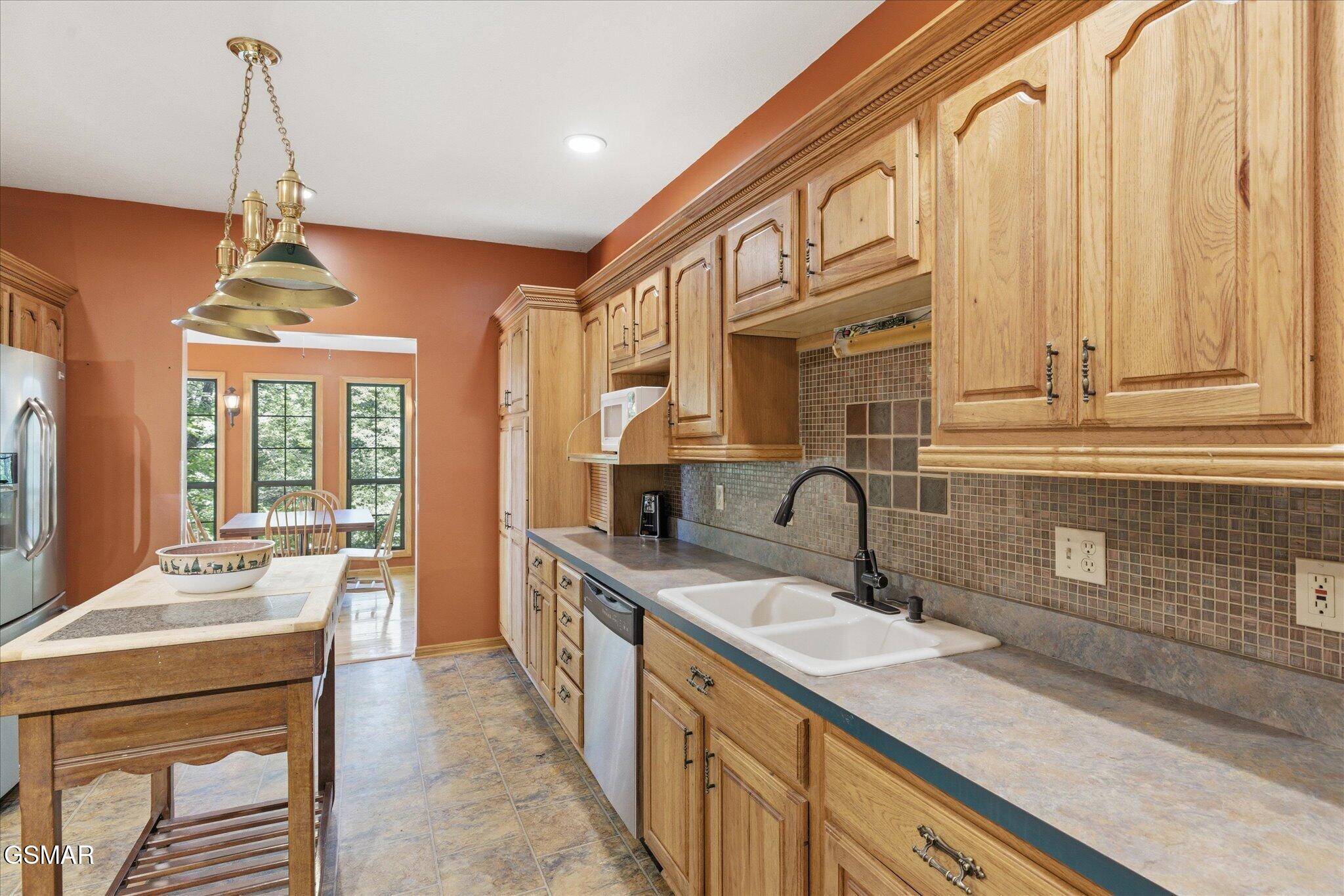 201 Clear Point Lane Pigeon Forge TN 37863