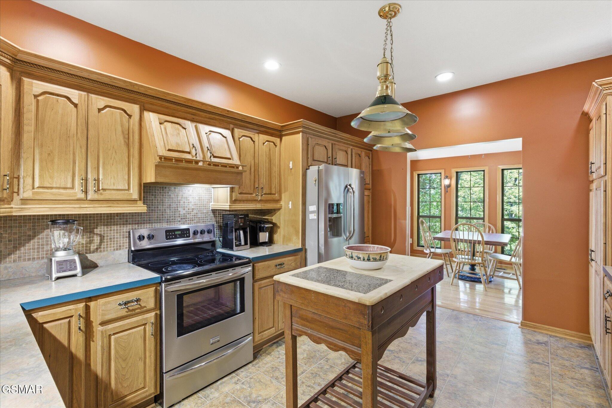 201 Clear Point Lane Pigeon Forge TN 37863