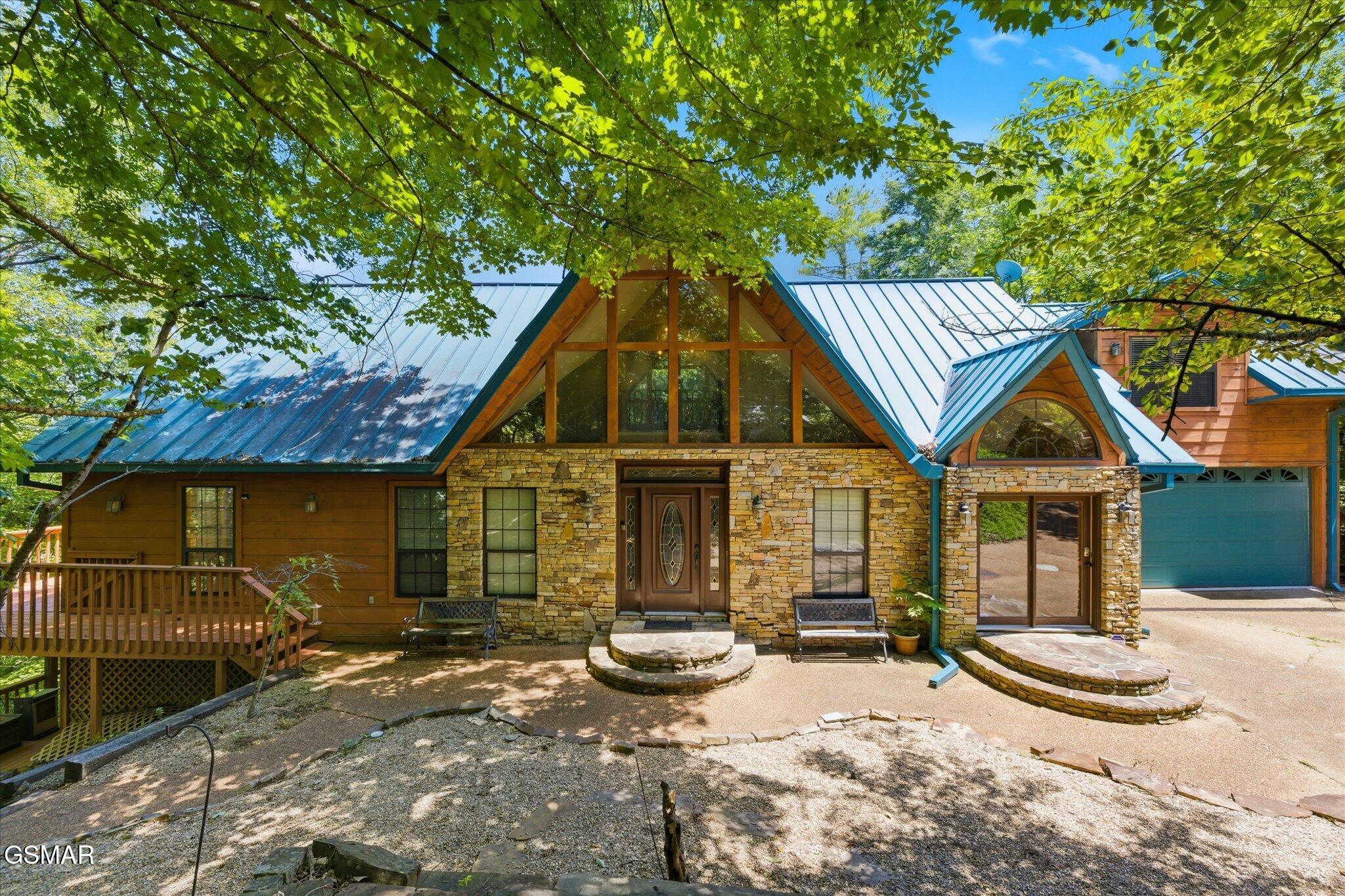 201 Clear Point Lane Pigeon Forge TN 37863
