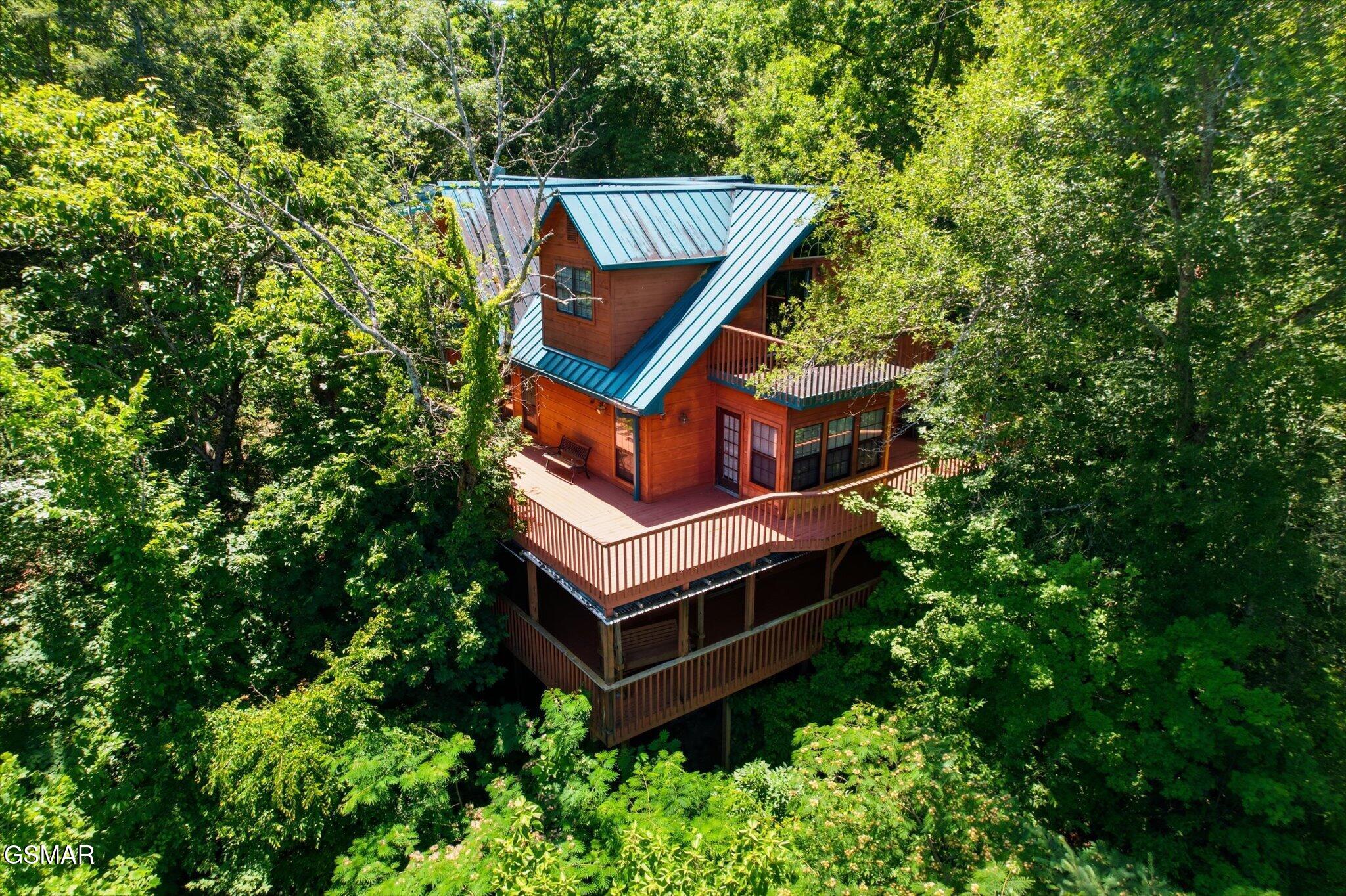 201 Clear Point Lane Pigeon Forge TN 37863