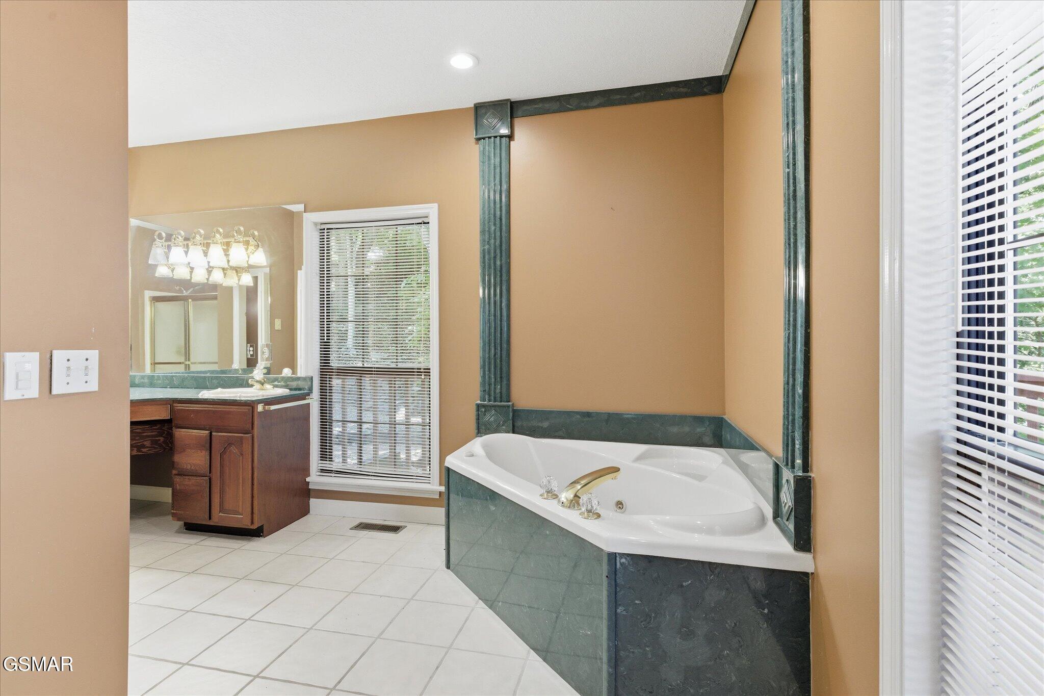 201 Clear Point Lane Pigeon Forge TN 37863