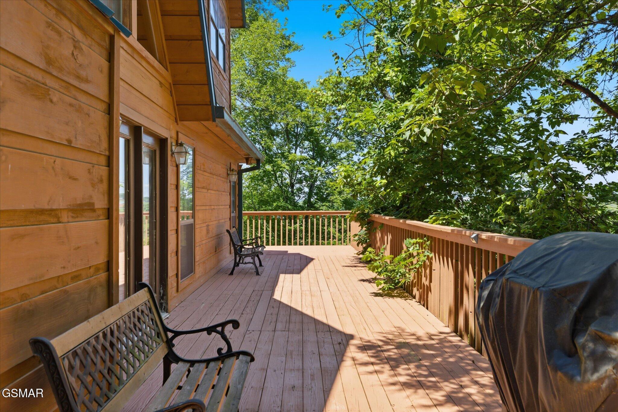 201 Clear Point Lane Pigeon Forge TN 37863
