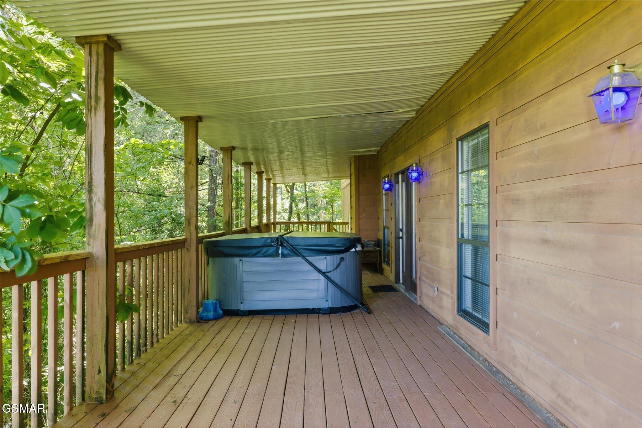 201 Clear Point Lane Pigeon Forge TN 37863