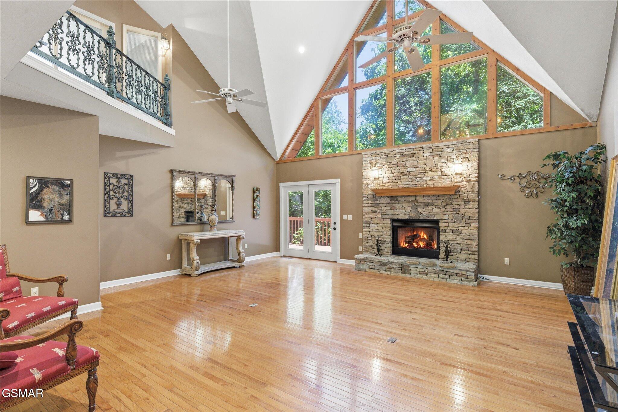201 Clear Point Lane Pigeon Forge TN 37863
