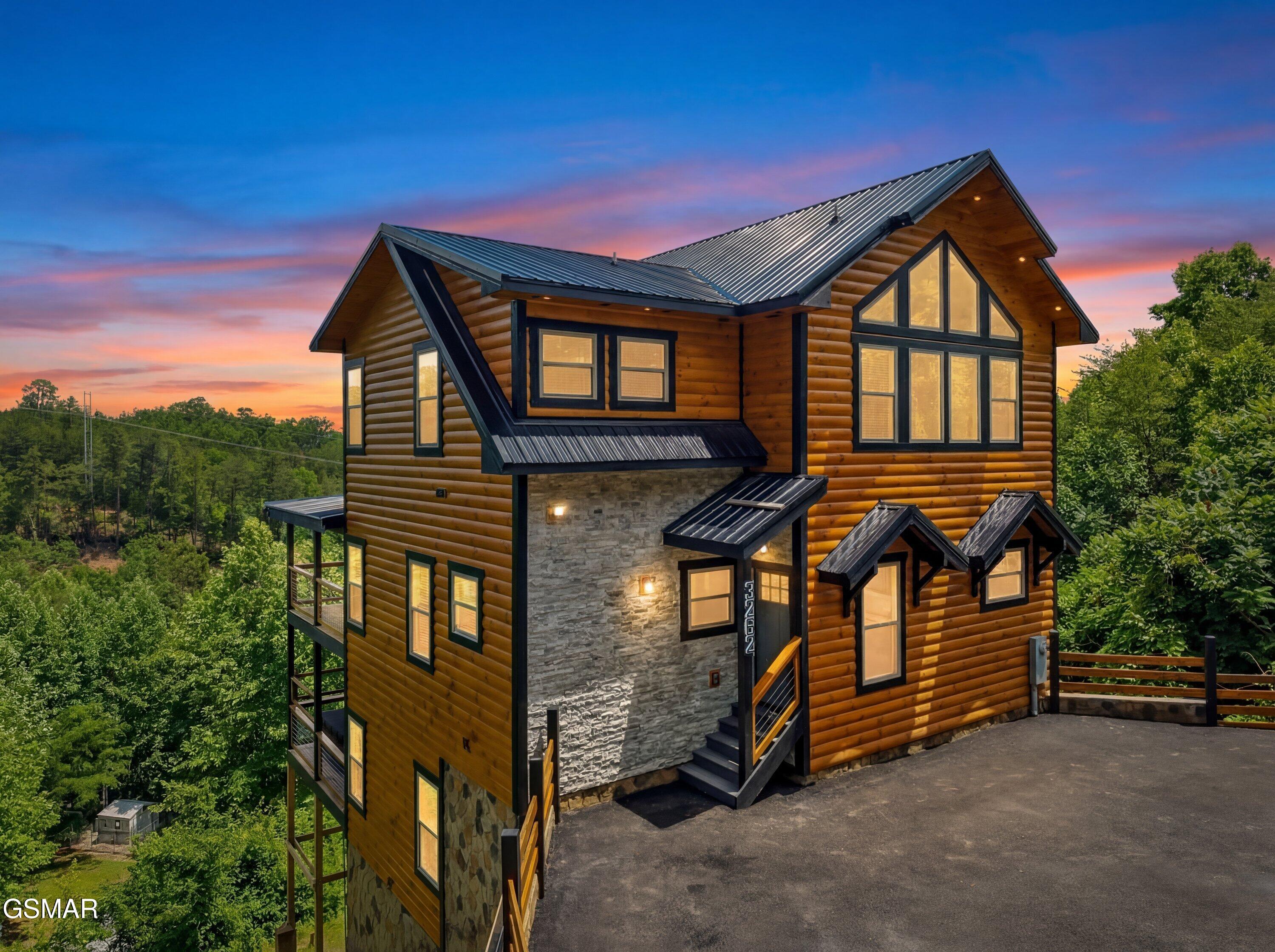 3262 Pine Peak Way Sevierville TN 37862