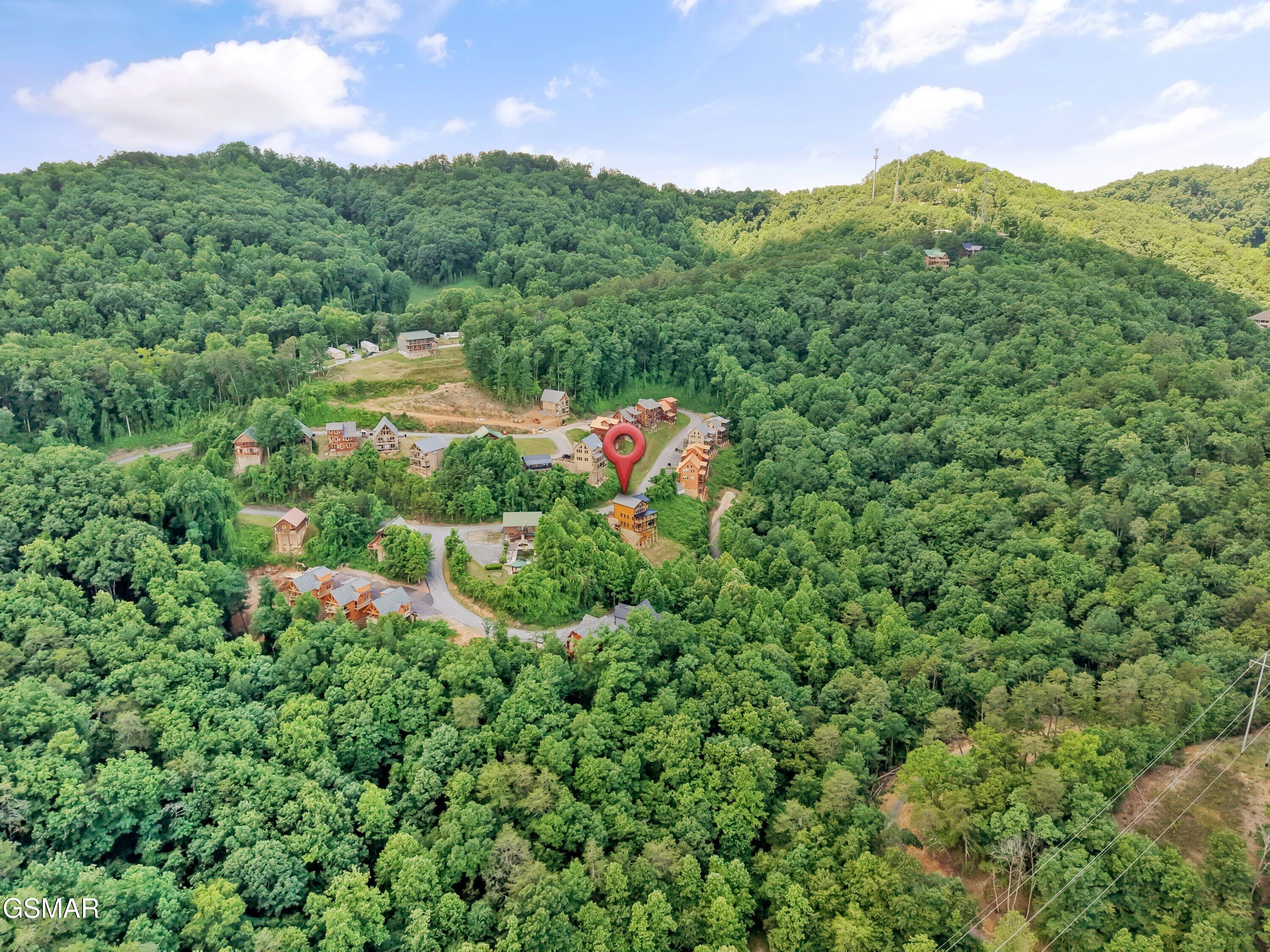 3262 Pine Peak Way Sevierville TN 37862
