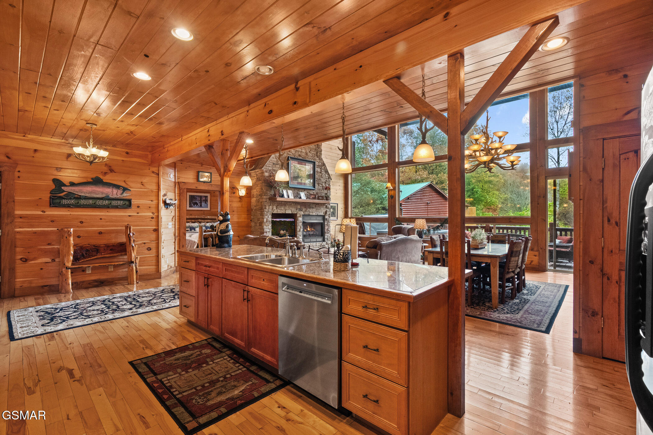1716 Smoky Hills Drive Gatlinburg TN 37738