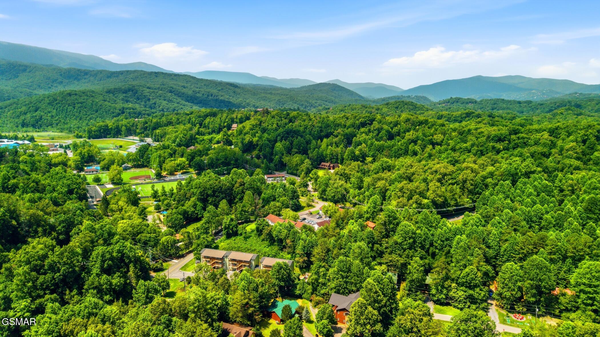 1716 Smoky Hills Drive Gatlinburg TN 37738