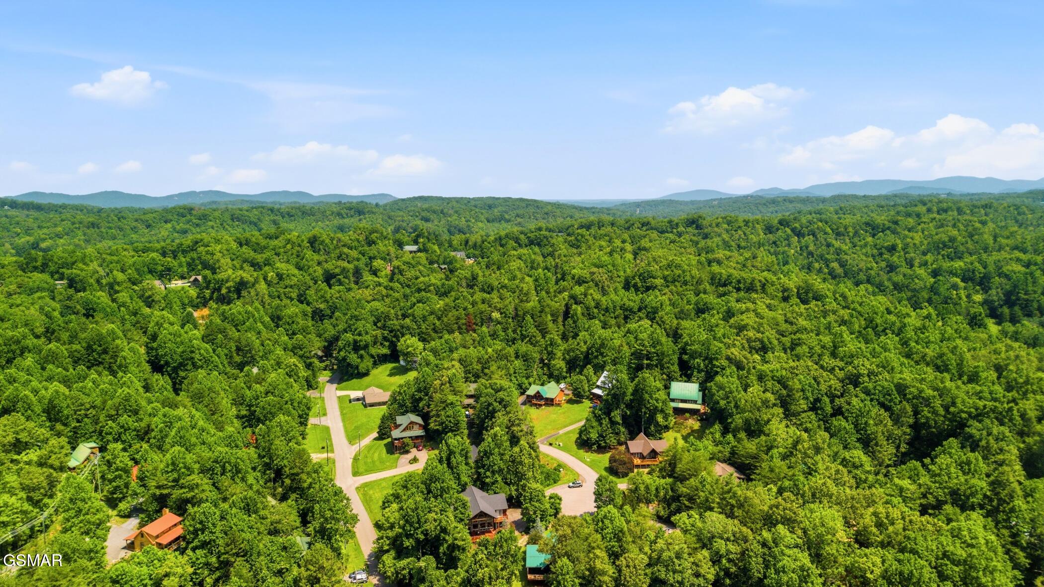 1716 Smoky Hills Drive Gatlinburg TN 37738