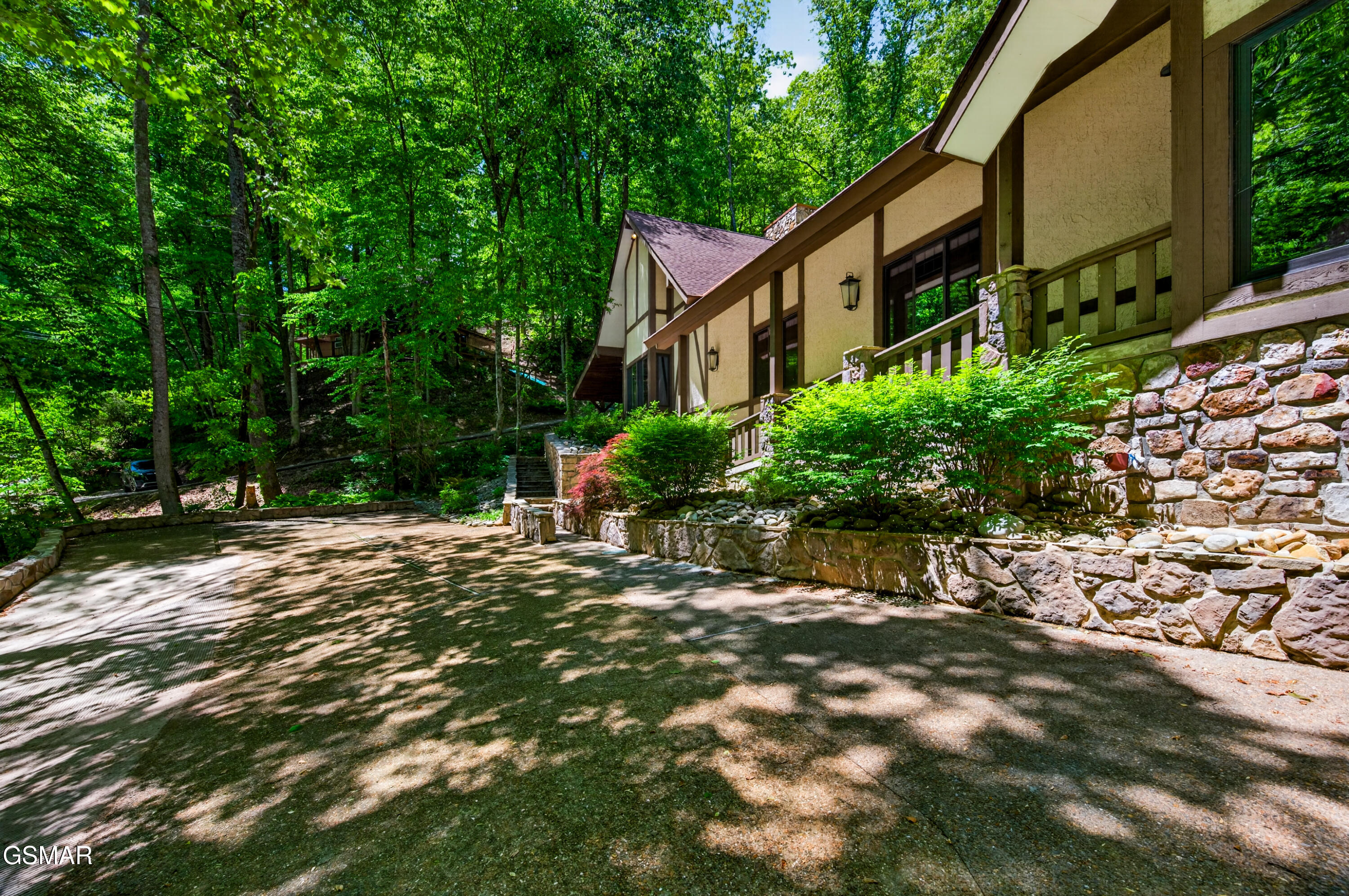 1116 Ski Mountain Road Gatlinburg TN 37738