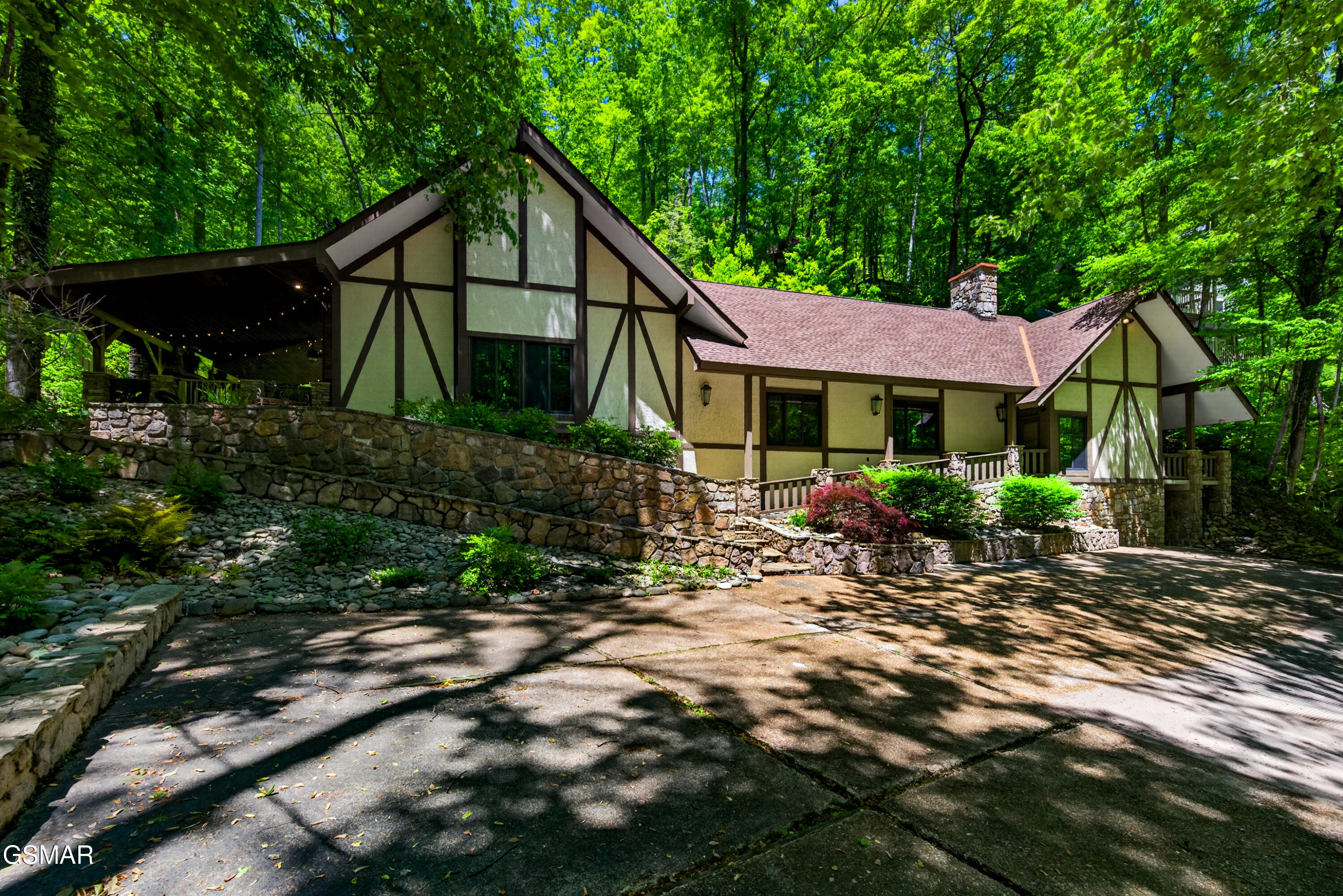 1116 Ski Mountain Road Gatlinburg TN 37738