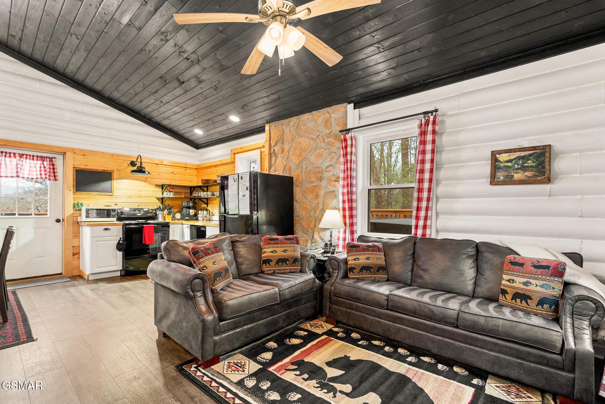 1065 Shell Mountain Road Sevierville TN 37876