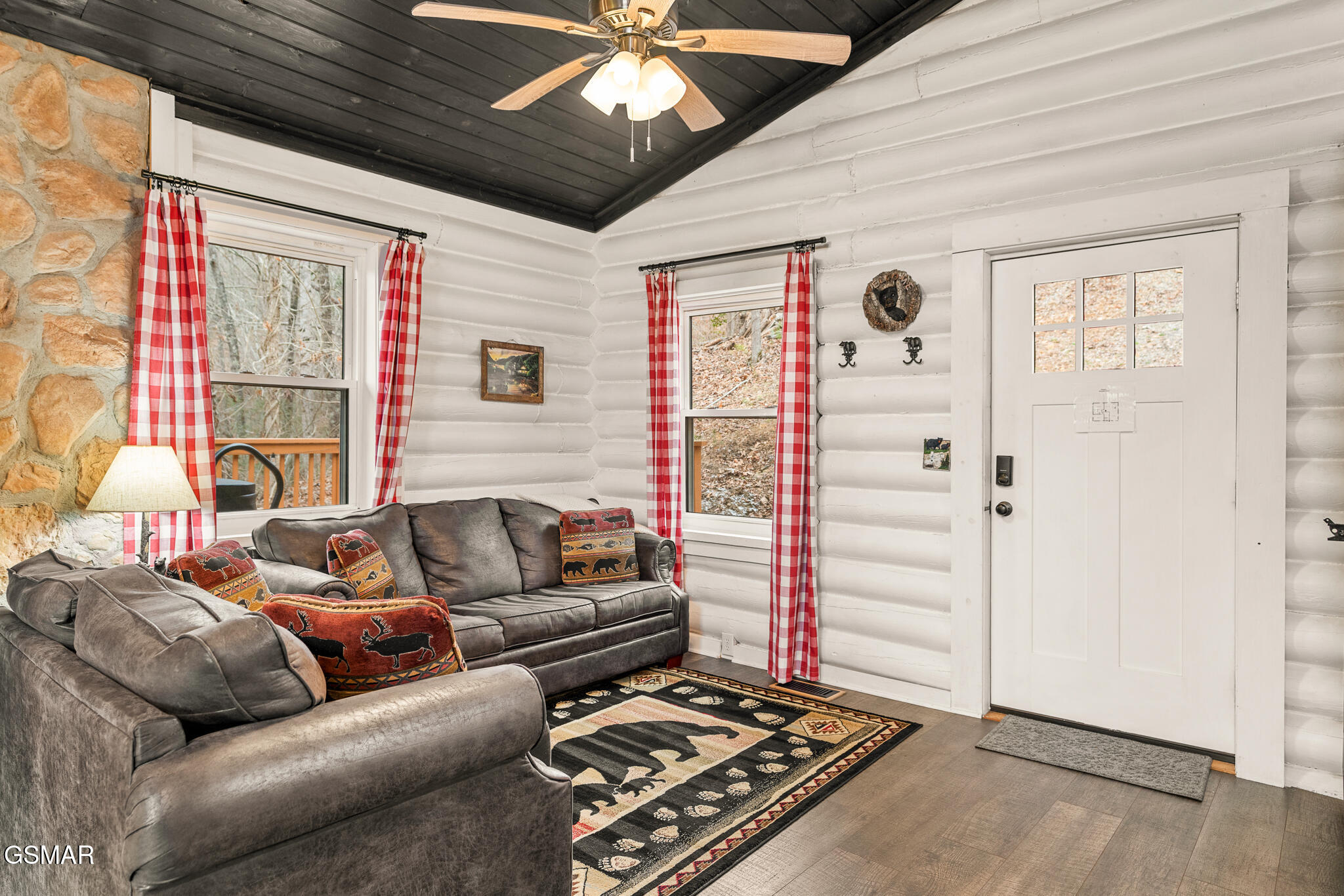 1065 Shell Mountain Road Sevierville TN 37876