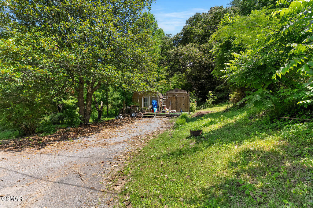 1424 Clabo Hollow Road Sevierville TN 37876