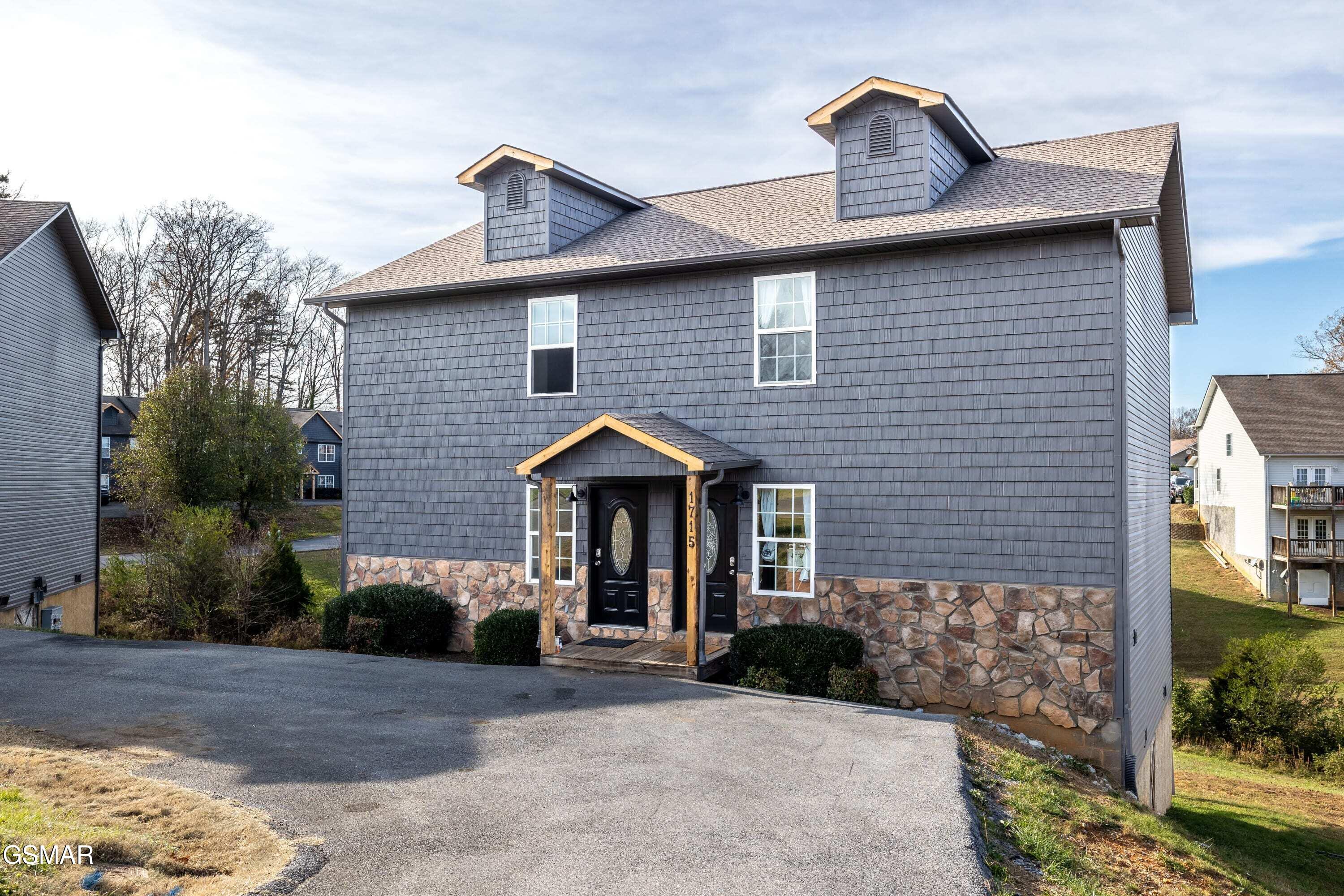 1707 Willow Trace Court Sevierville TN 37862
