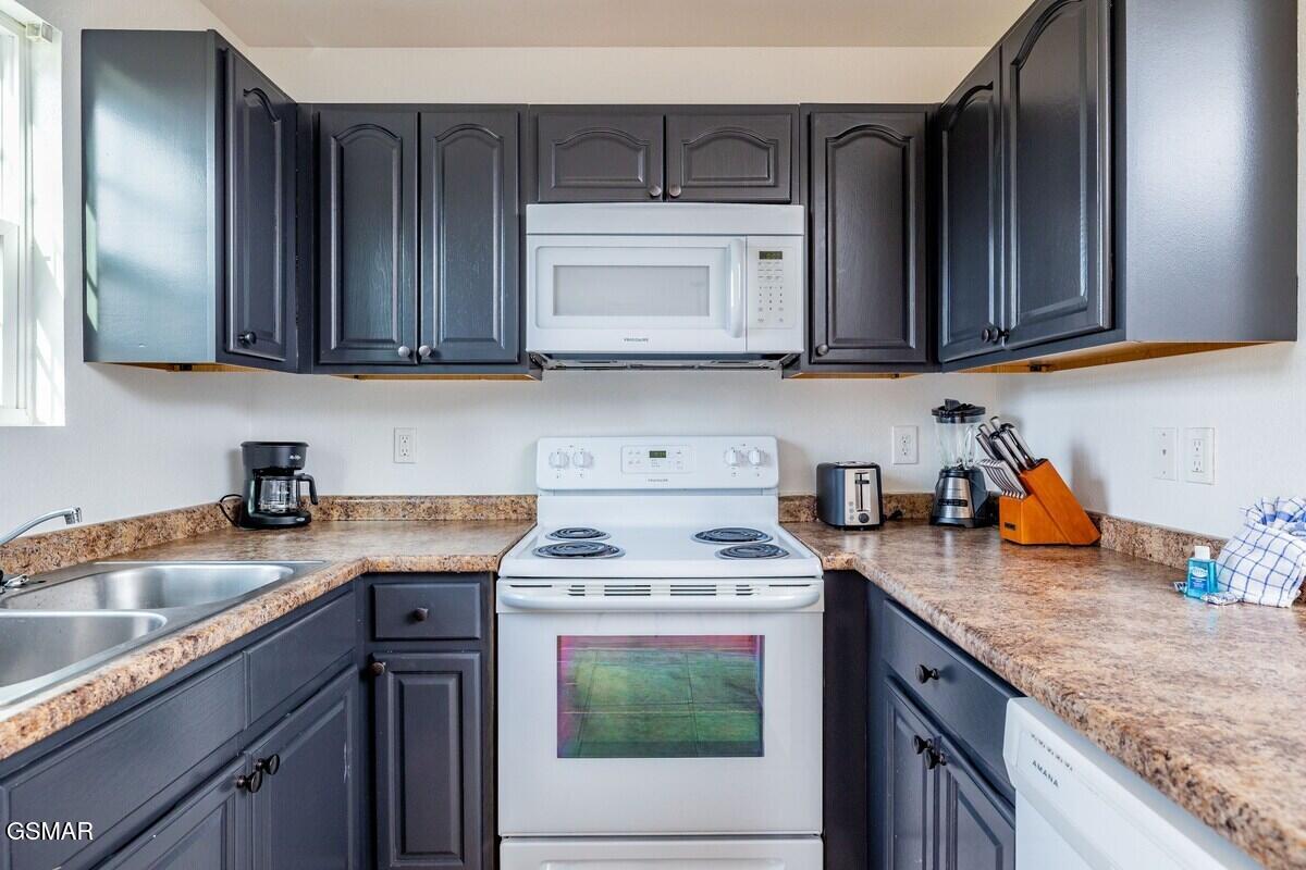 1707 Willow Trace Court Sevierville TN 37862