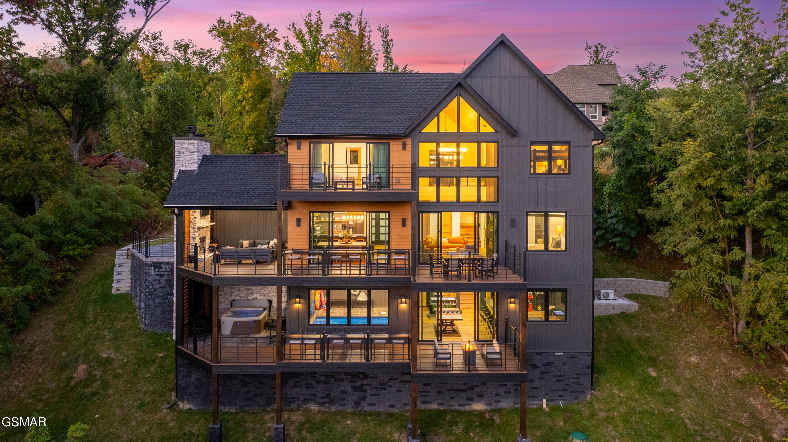 855 Deer Path Lane Gatlinburg TN 37738