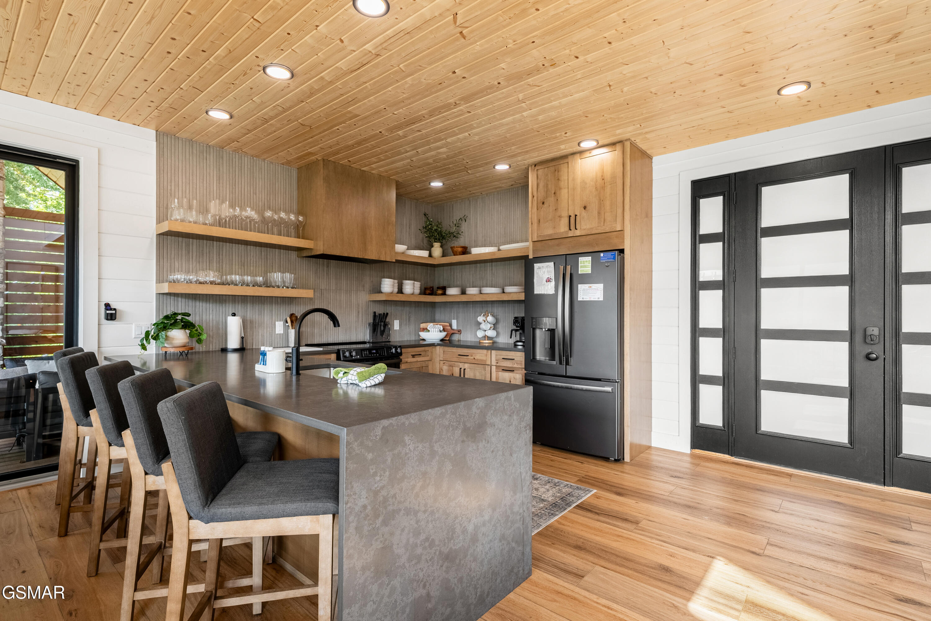 855 Deer Path Lane Gatlinburg TN 37738