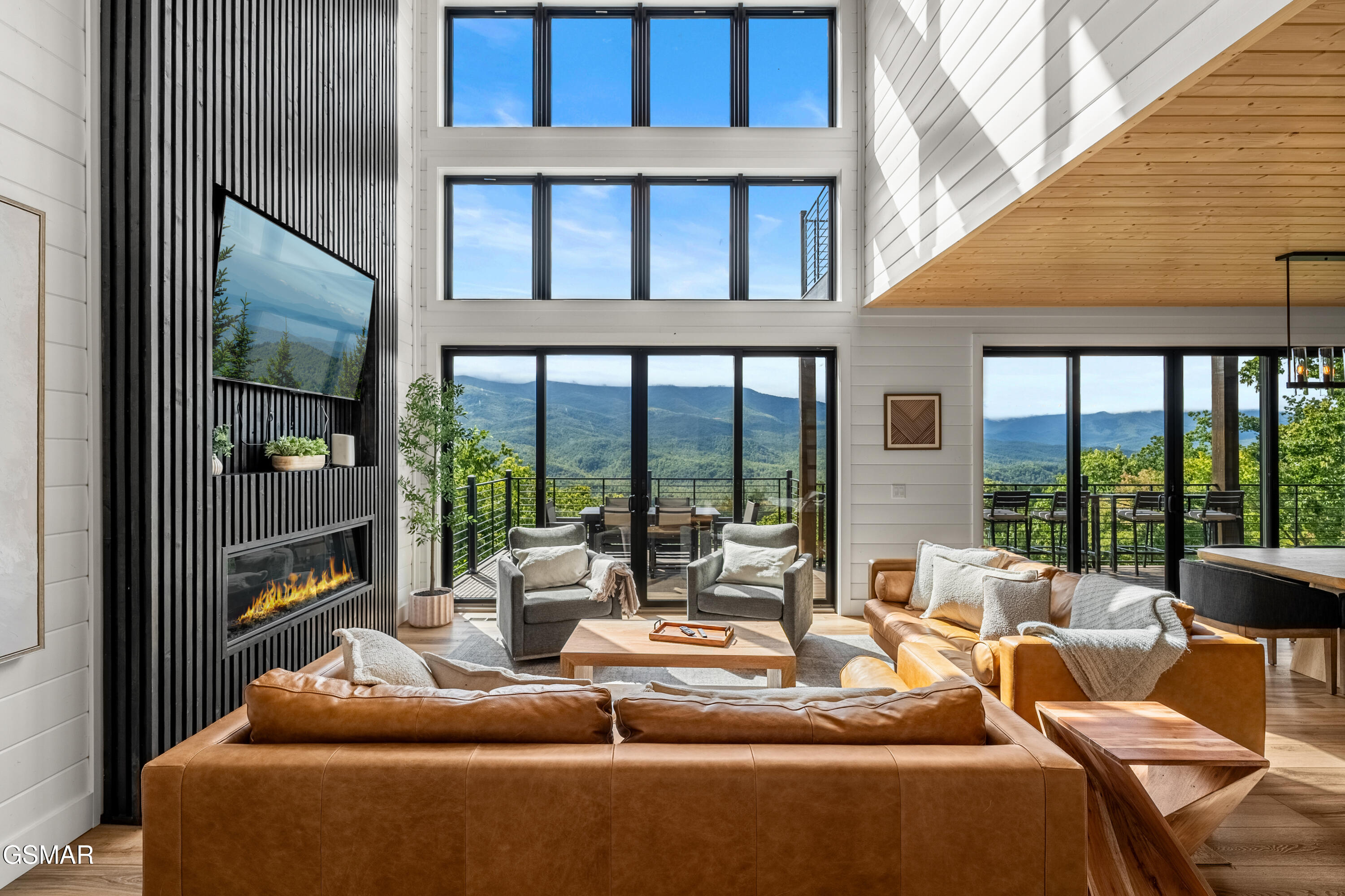 855 Deer Path Lane Gatlinburg TN 37738