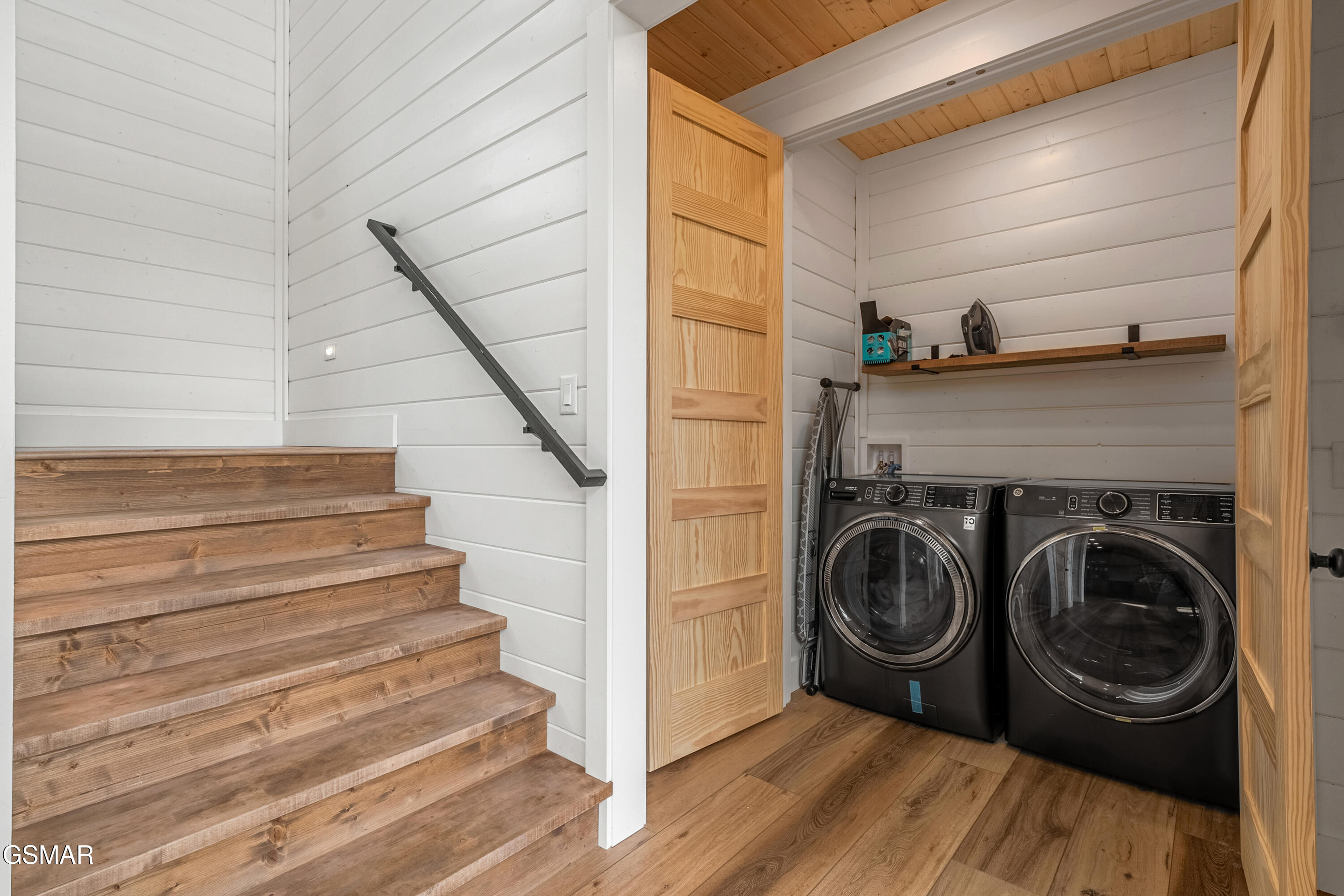 855 Deer Path Lane Gatlinburg TN 37738