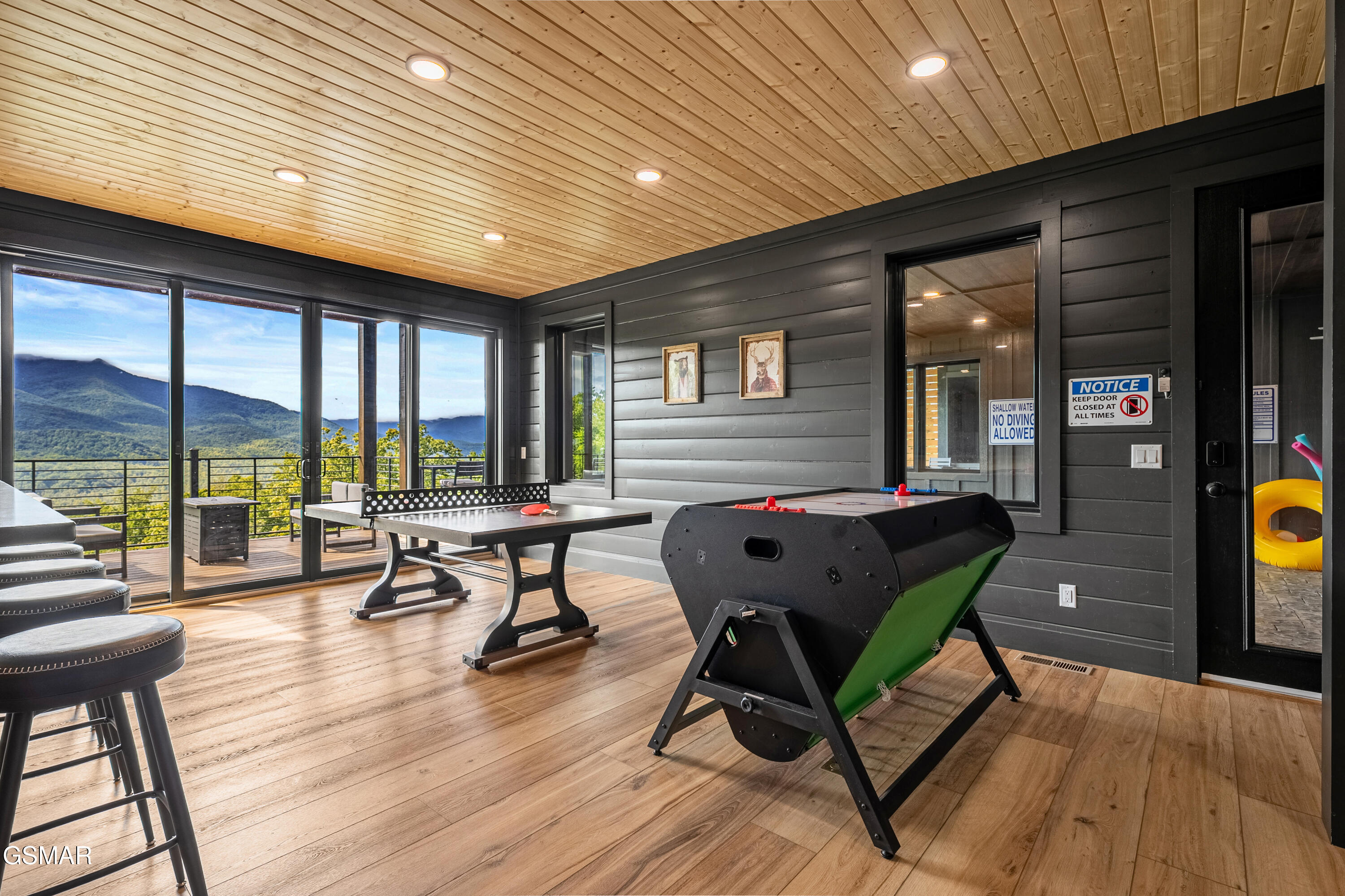 855 Deer Path Lane Gatlinburg TN 37738