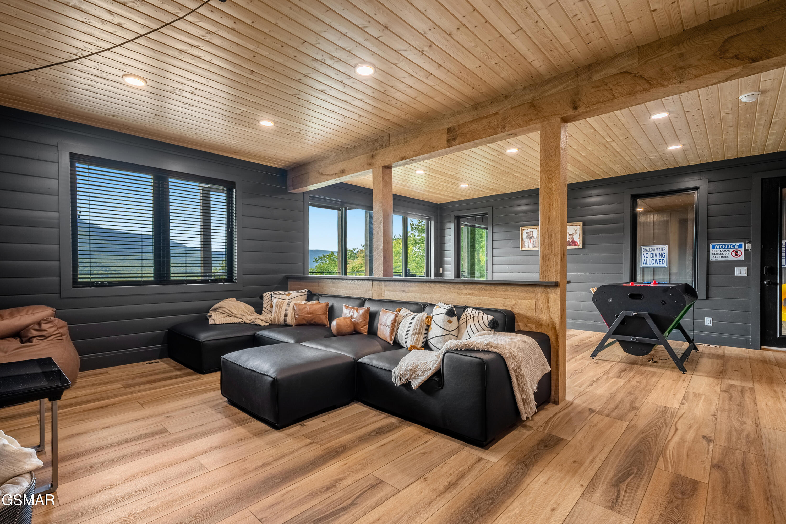 855 Deer Path Lane Gatlinburg TN 37738