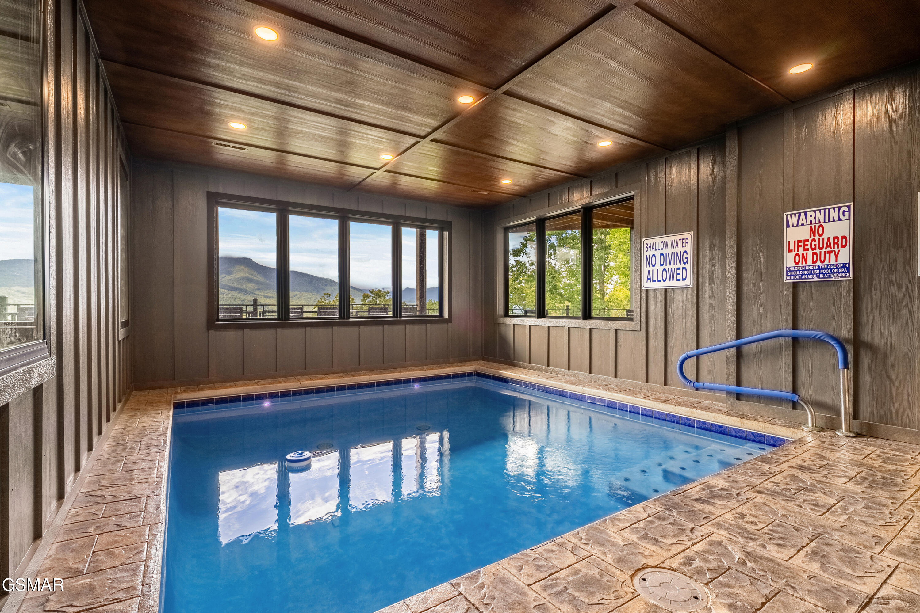 855 Deer Path Lane Gatlinburg TN 37738