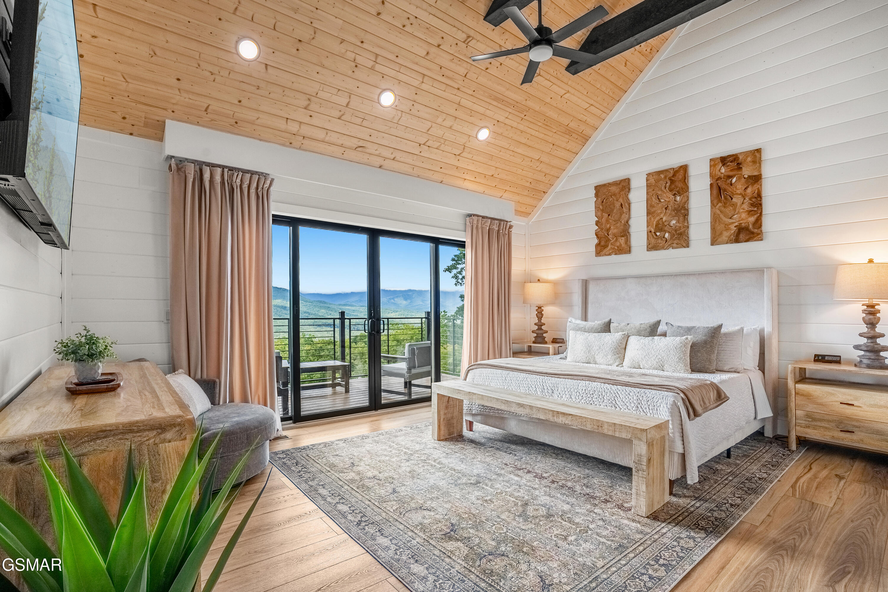 855 Deer Path Lane Gatlinburg TN 37738