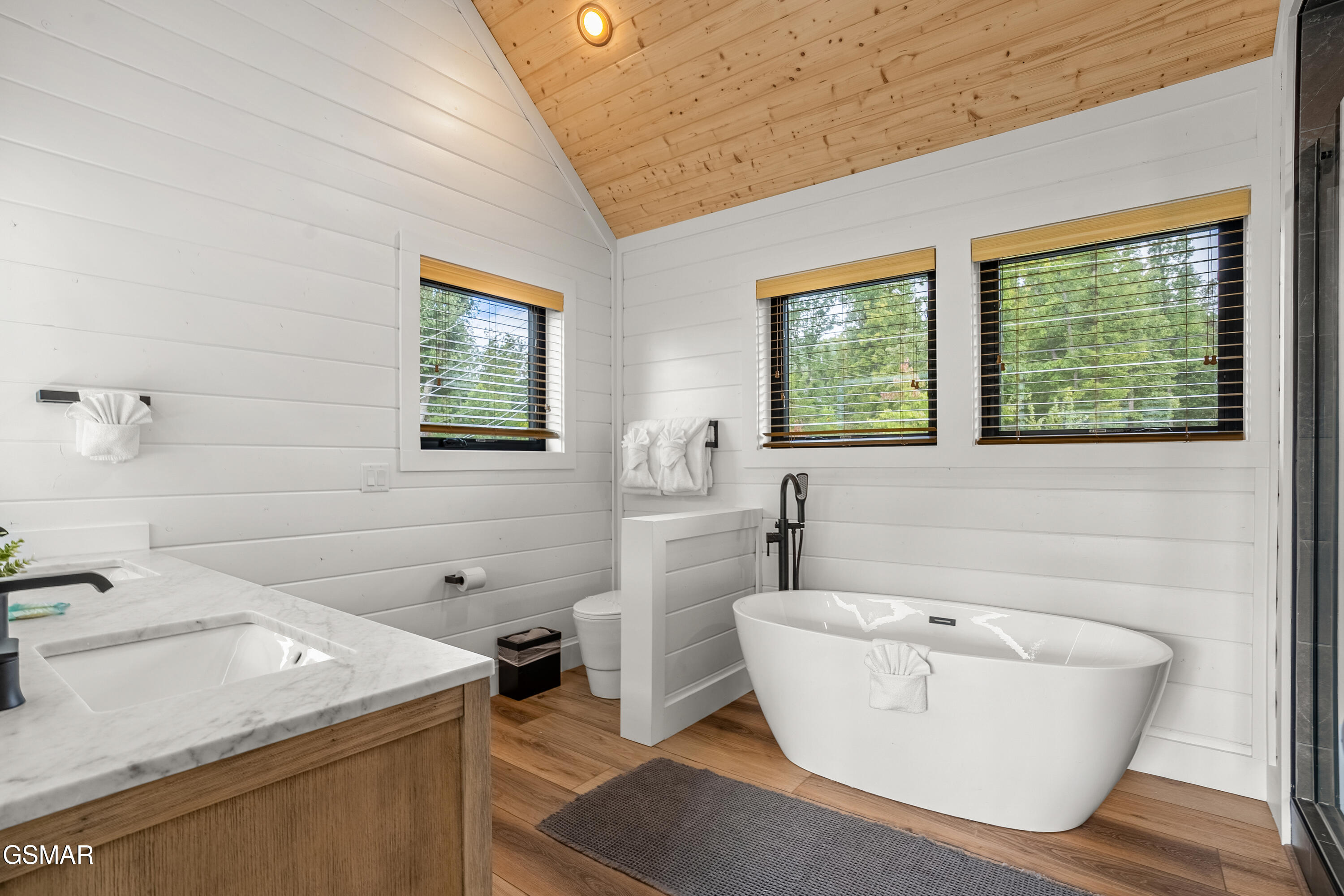 855 Deer Path Lane Gatlinburg TN 37738