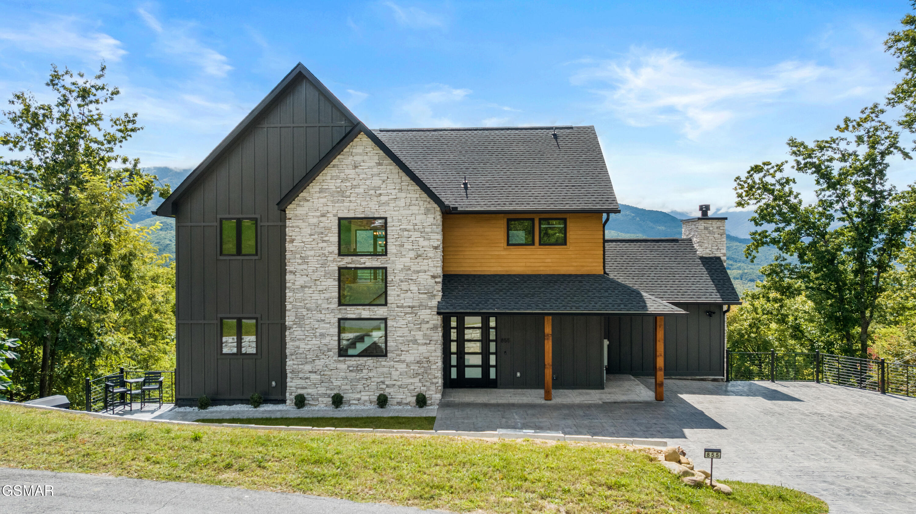 855 Deer Path Lane Gatlinburg TN 37738