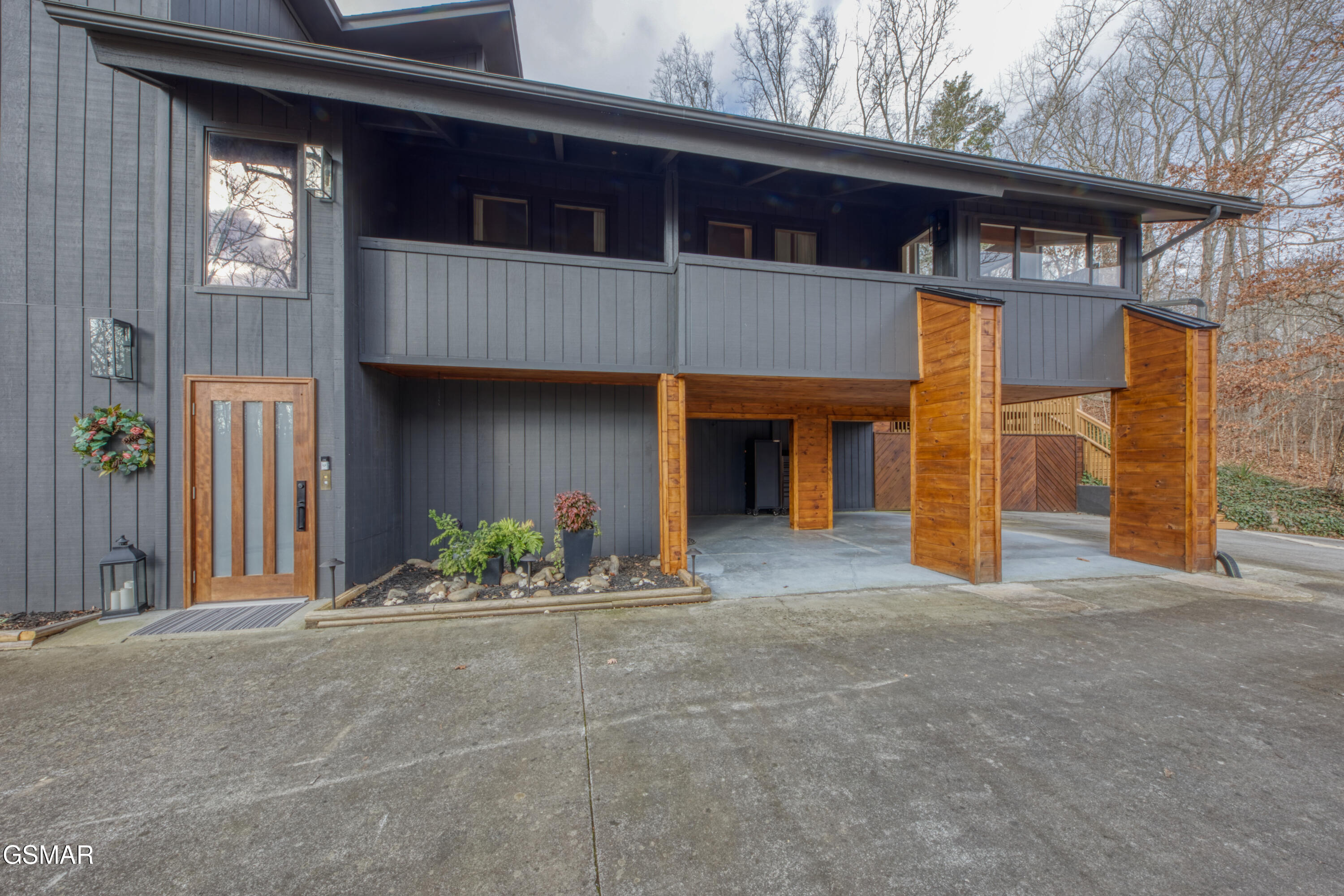 333 Enchanted Forest Lane Sevierville TN 37876