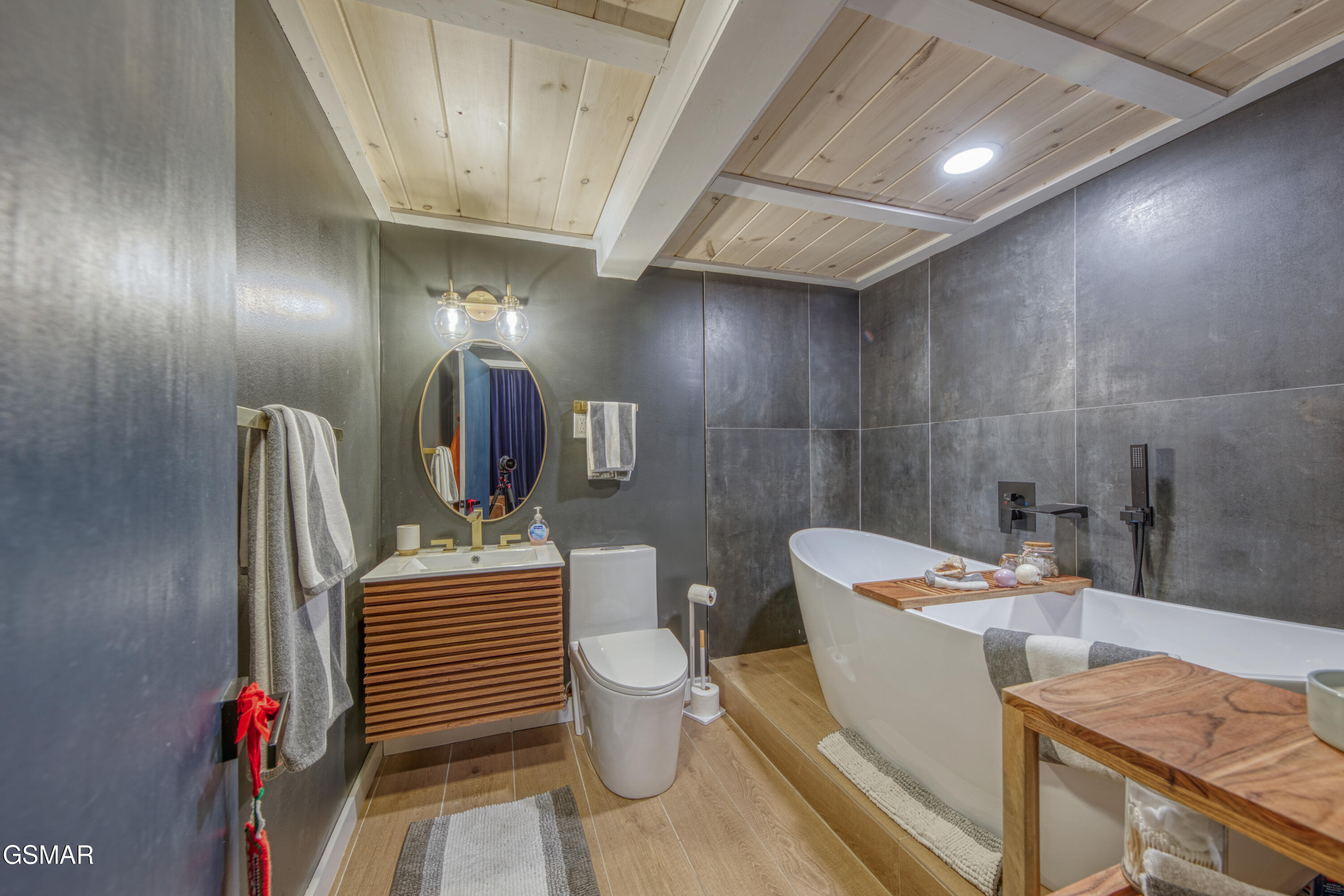 333 Enchanted Forest Lane Sevierville TN 37876