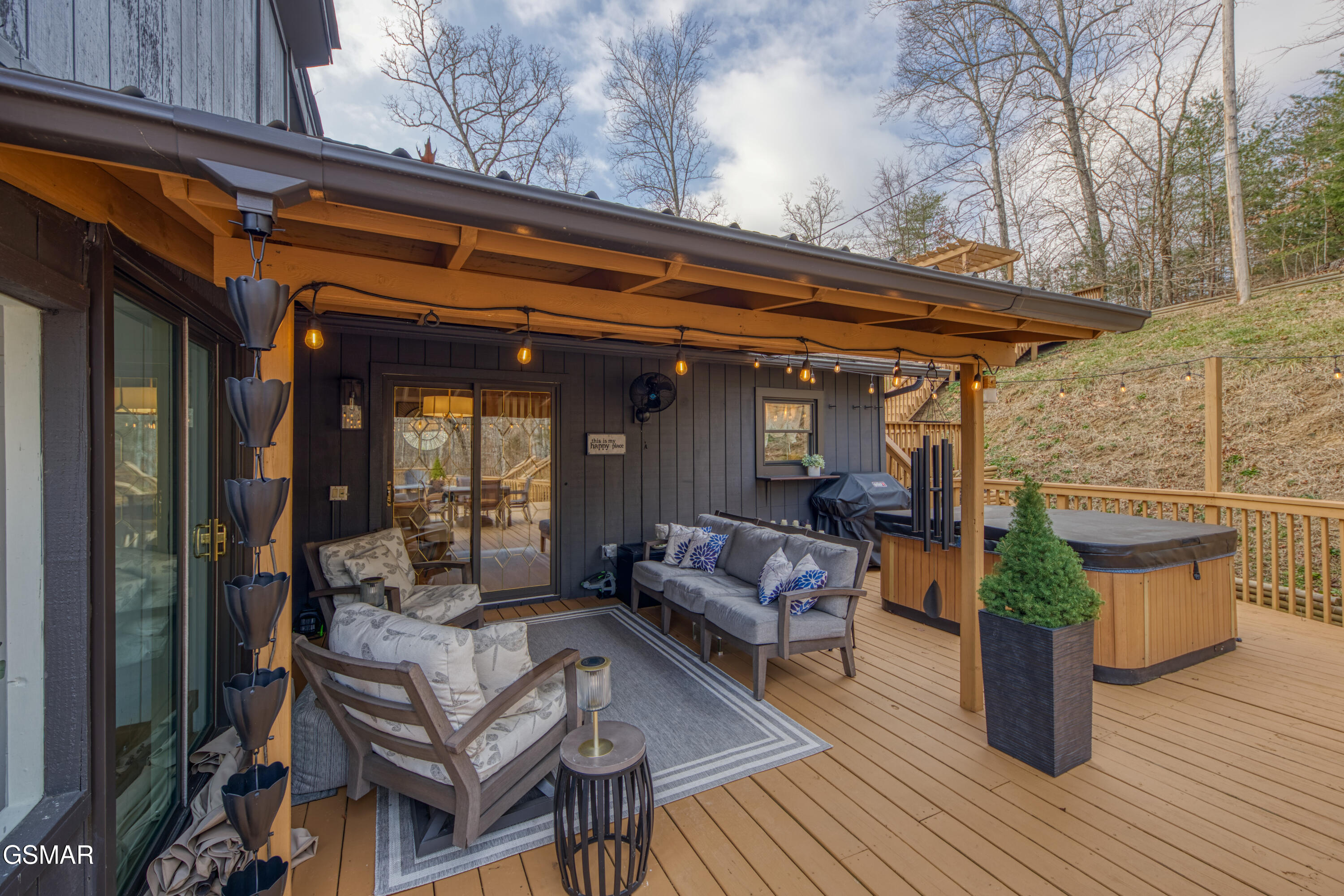 333 Enchanted Forest Lane Sevierville TN 37876