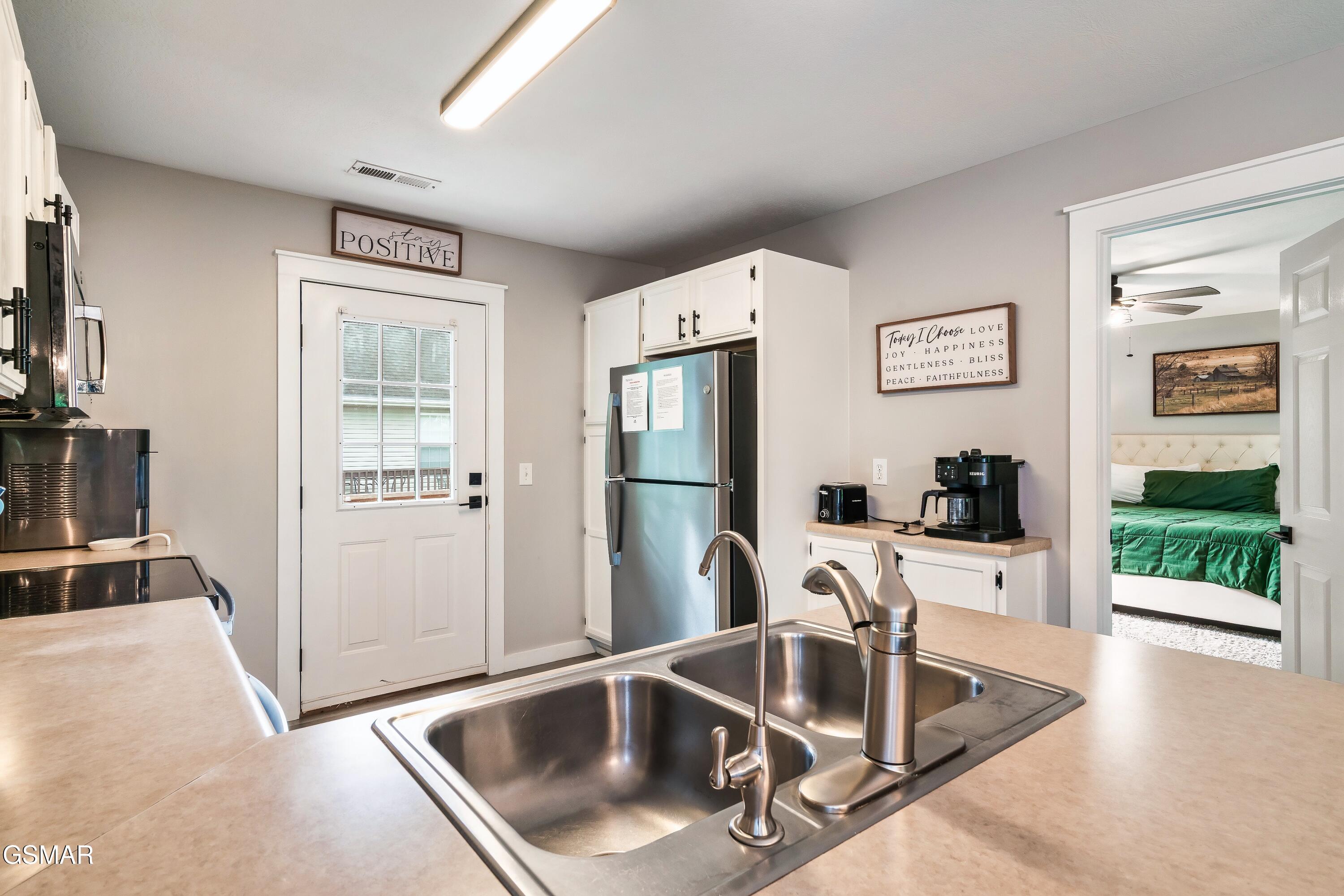 755 Plantation Drive Pigeon Forge TN 37863