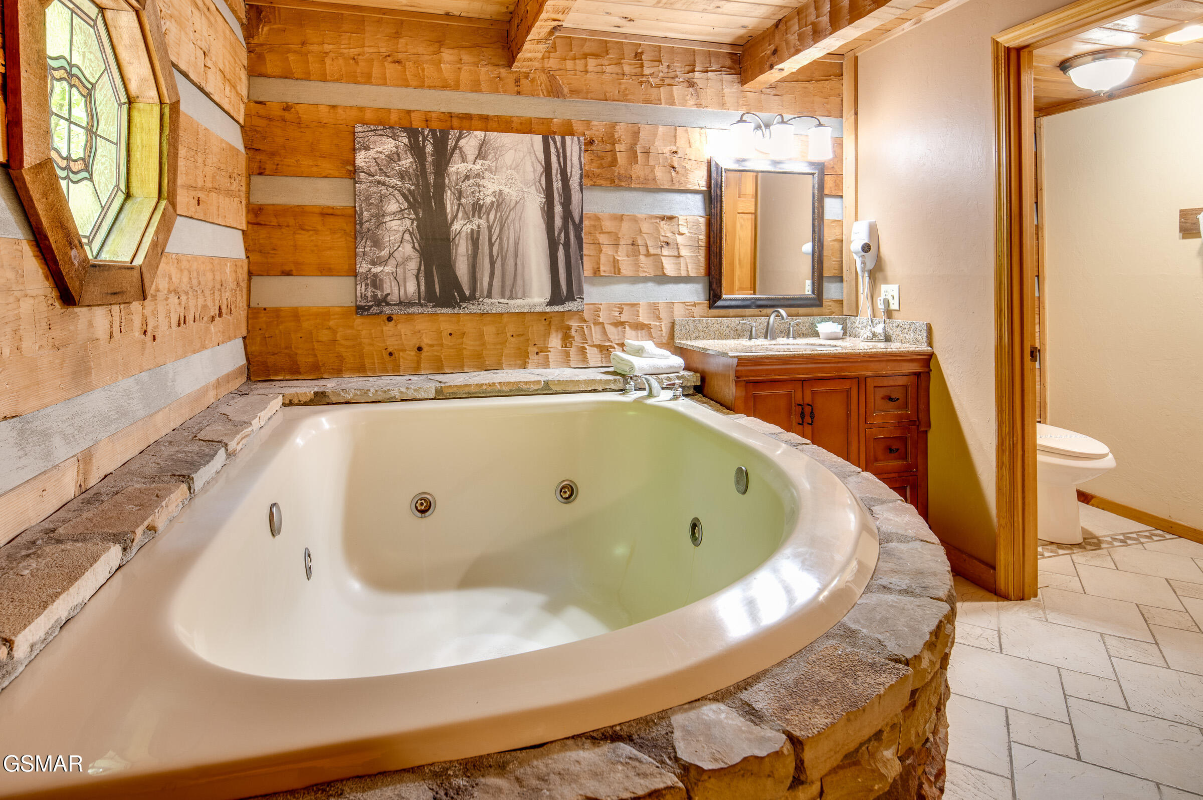 2345 Courtney Lane Sevierville TN 37876