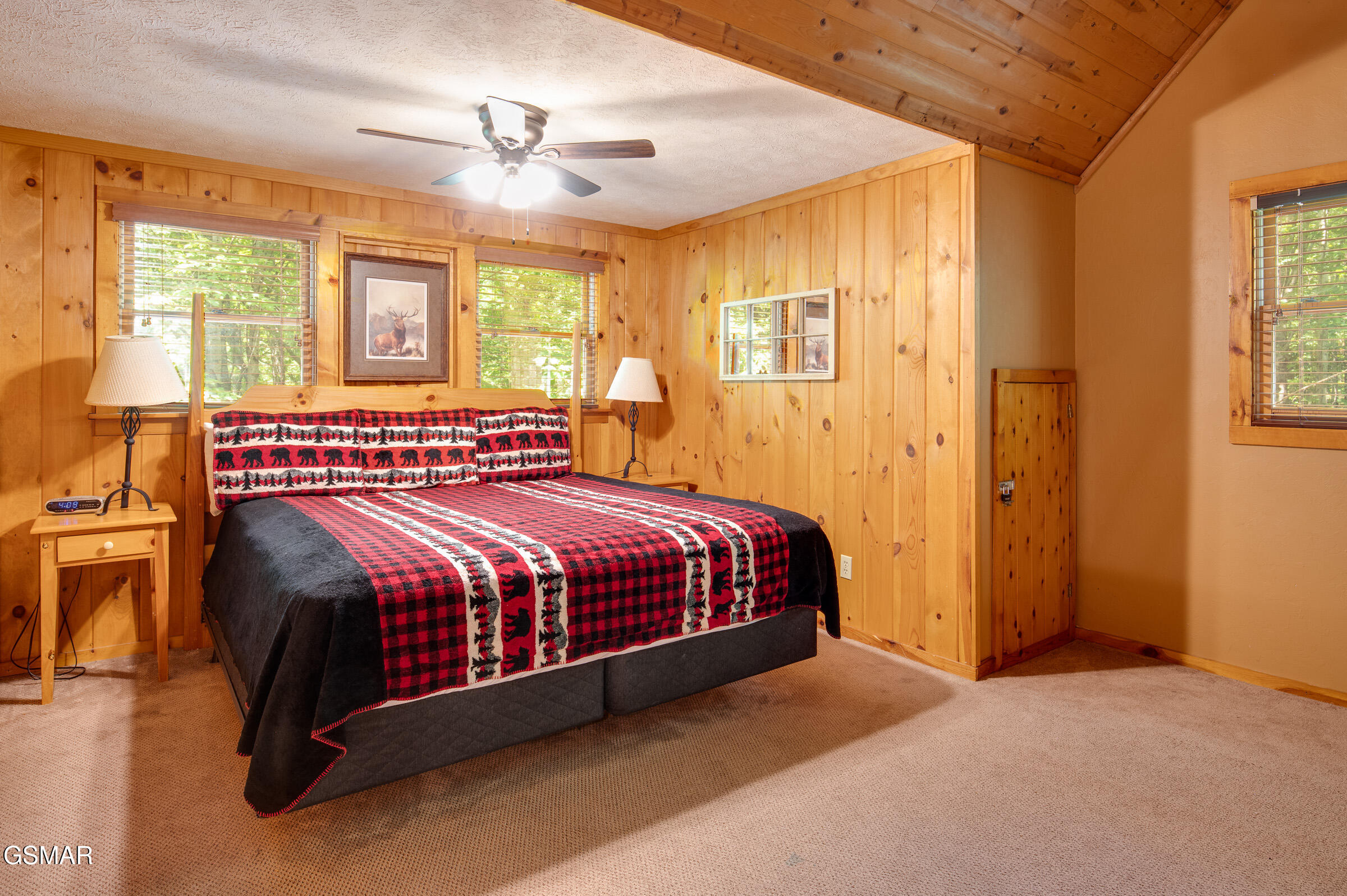 2345 Courtney Lane Sevierville TN 37876