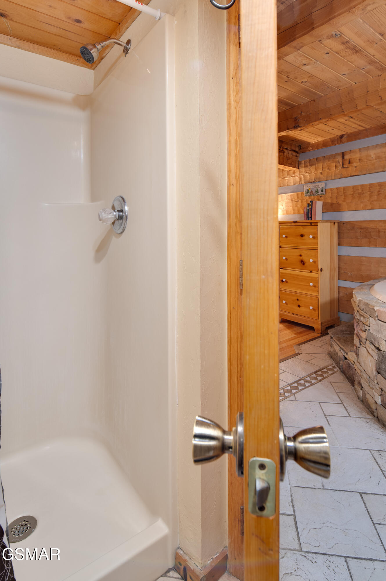 2345 Courtney Lane Sevierville TN 37876