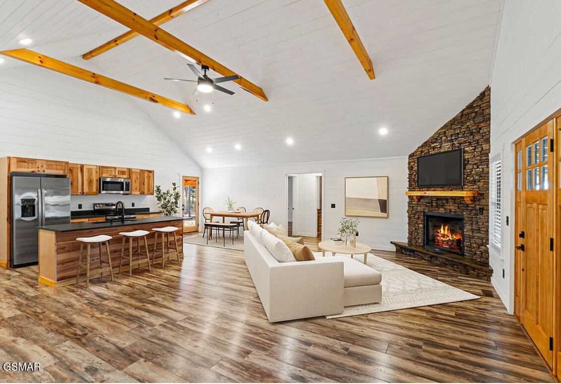 231 Sunset Boulevard White Pine TN 37890