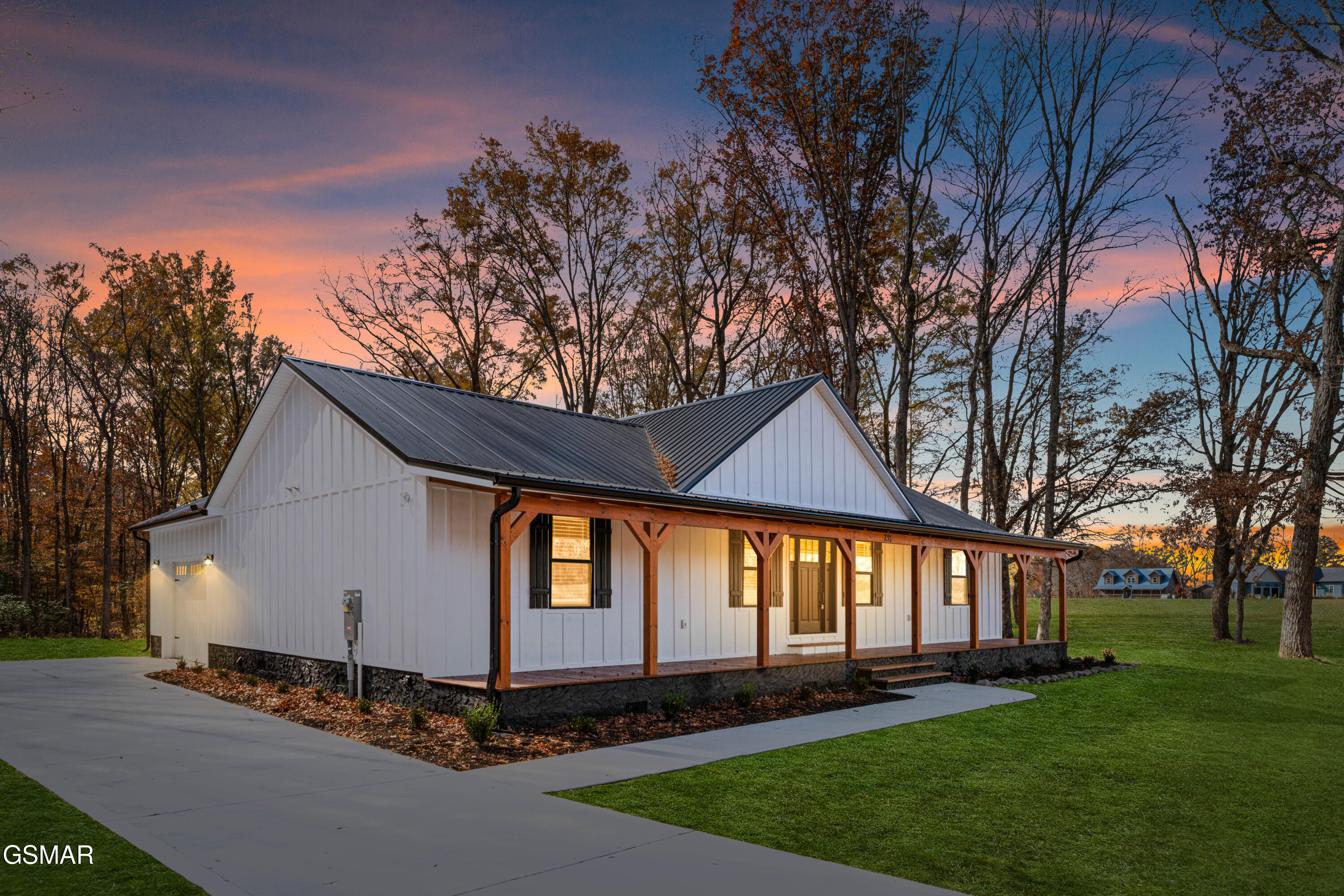 231 Sunset Boulevard White Pine TN 37890