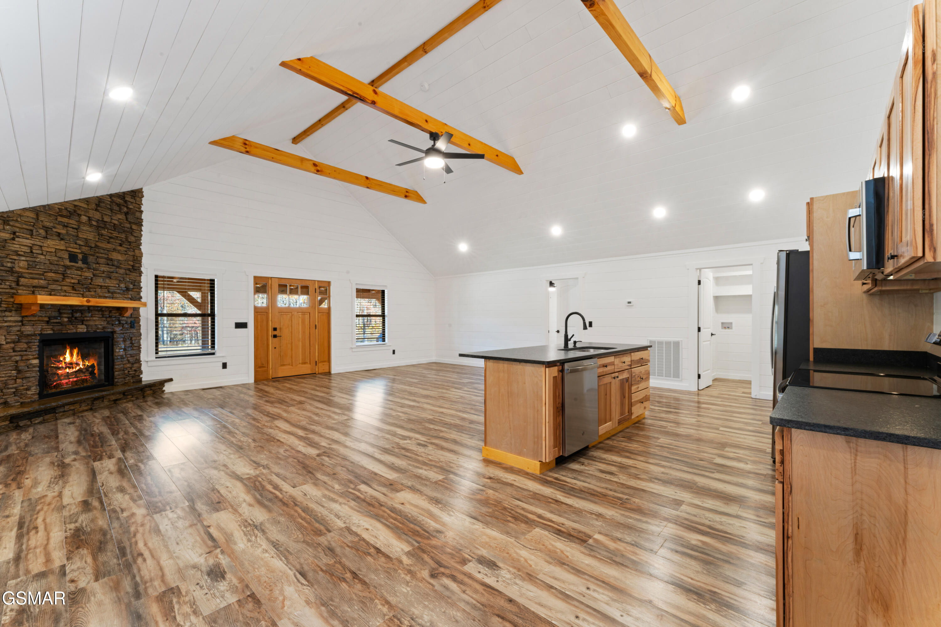 231 Sunset Boulevard White Pine TN 37890