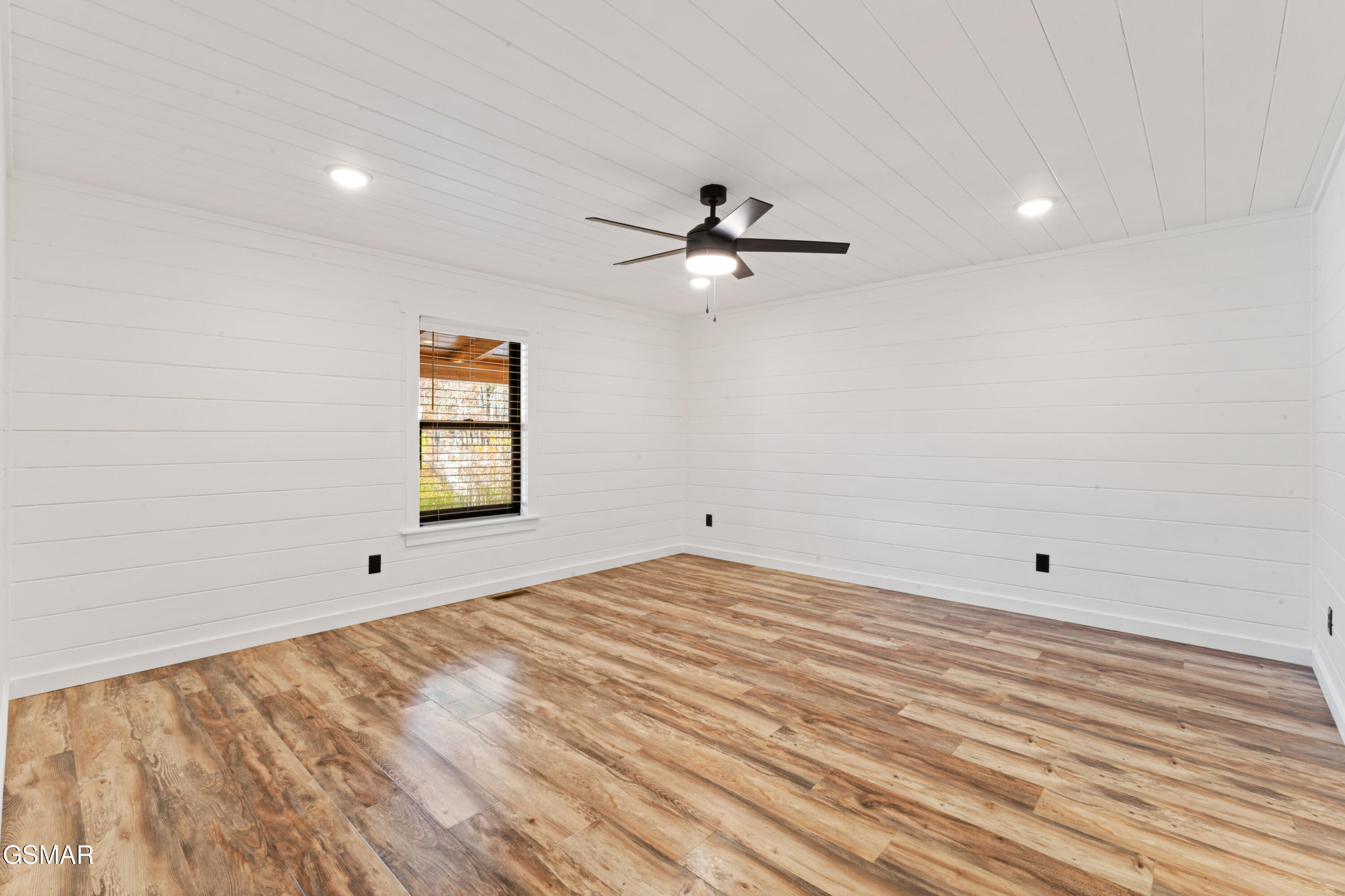 231 Sunset Boulevard White Pine TN 37890