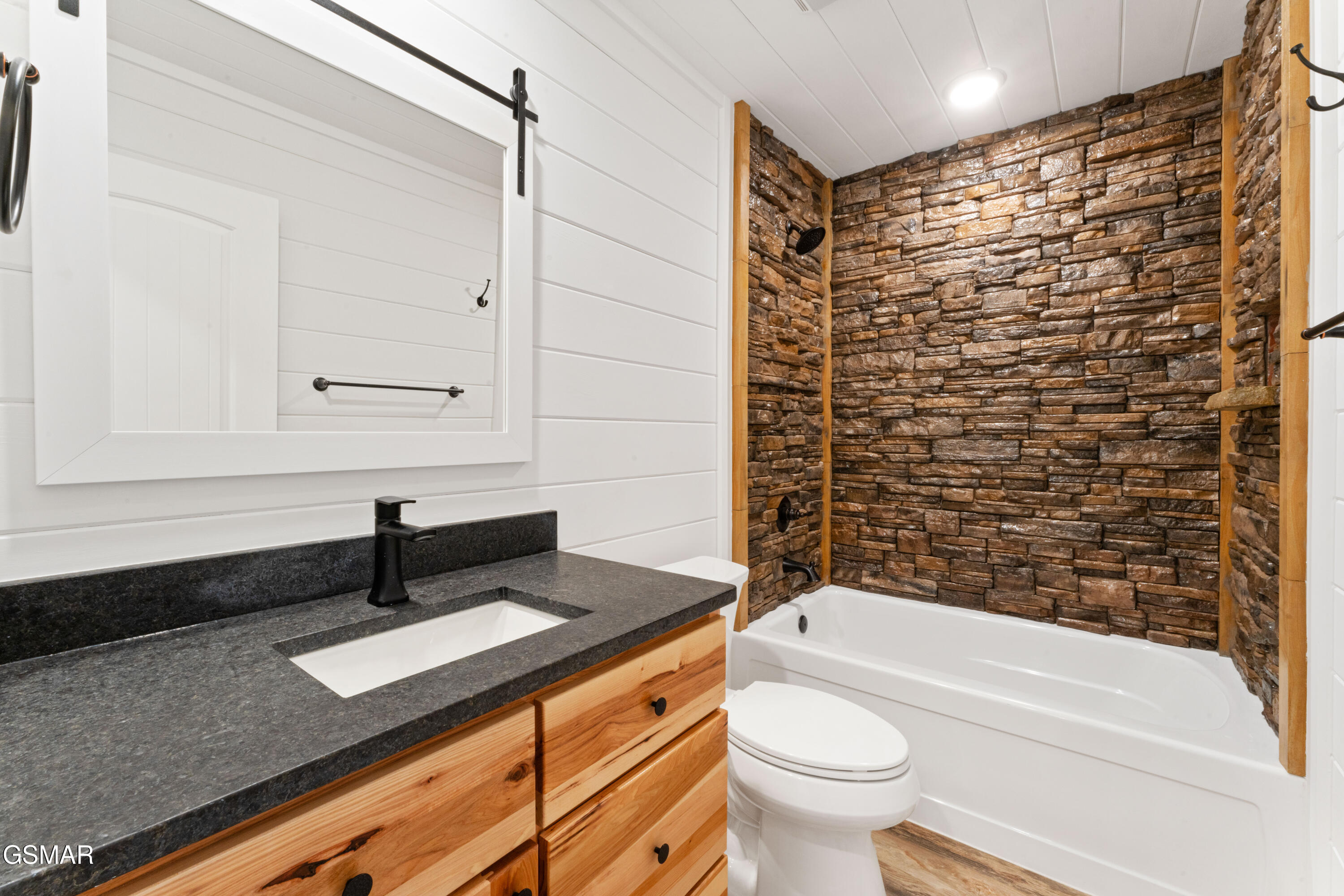 231 Sunset Boulevard White Pine TN 37890